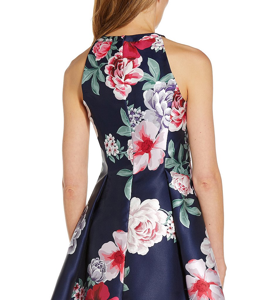 Kay Unger Long Bishop Sleeve V-Neck Crepe A-Line Dress