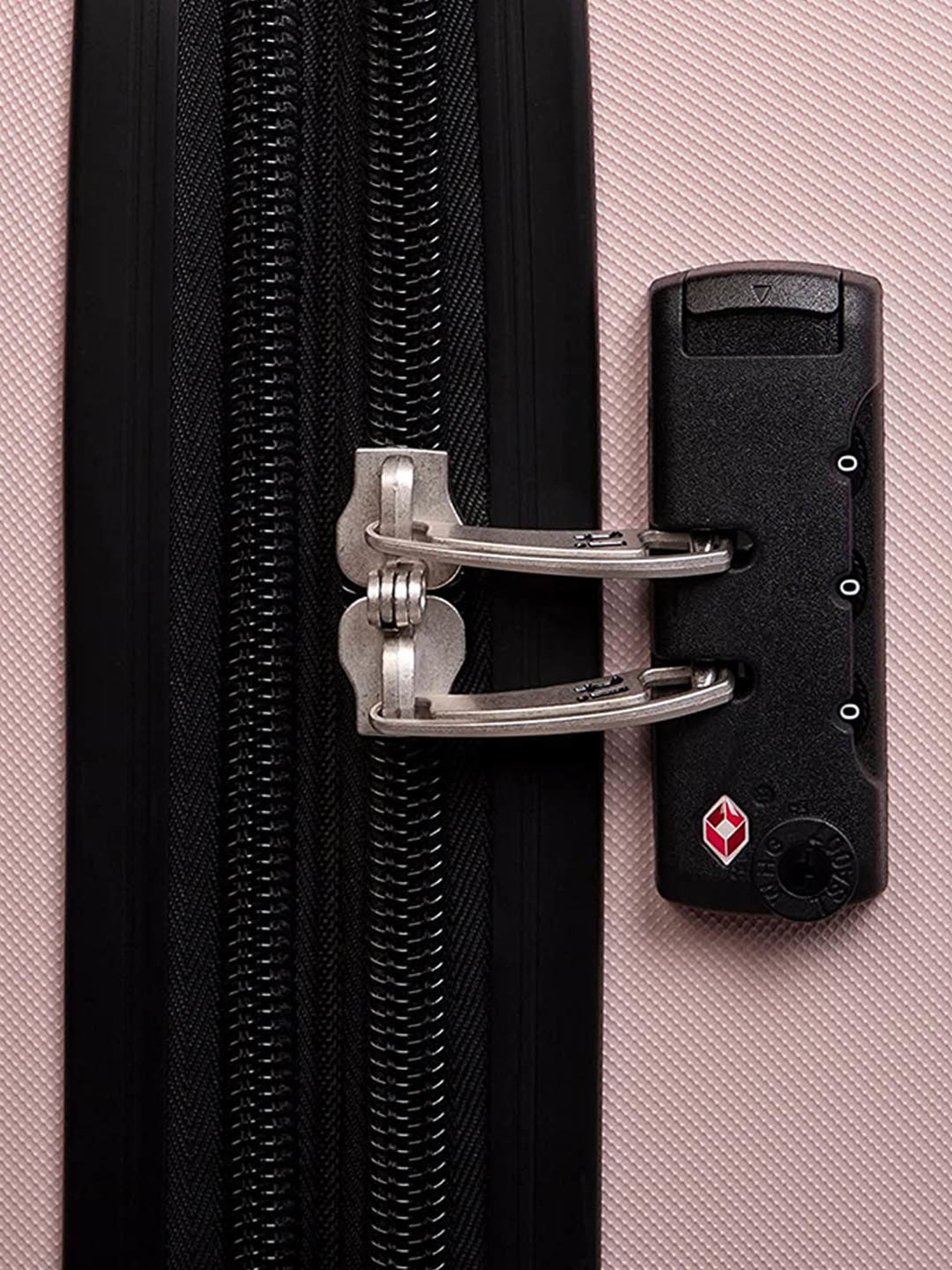 it luggage Fashionista Pink Cabin -20 inches Expandable Hardsided Trolley Bag with TSA Lock