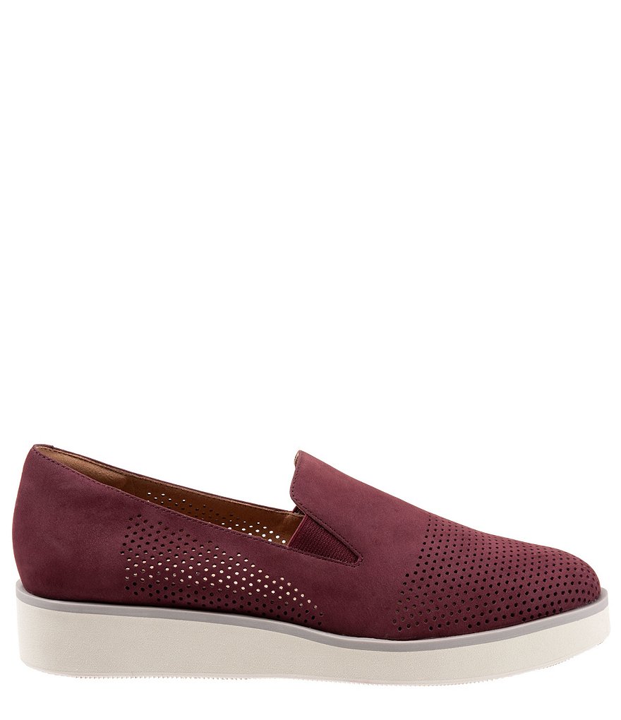 SoftWalk Whistle Suede Slip-On Sneakers