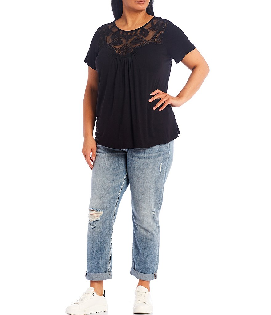 Moa Moa Plus Size Lace Yoke Detail Round Neck Short Sleeve Top