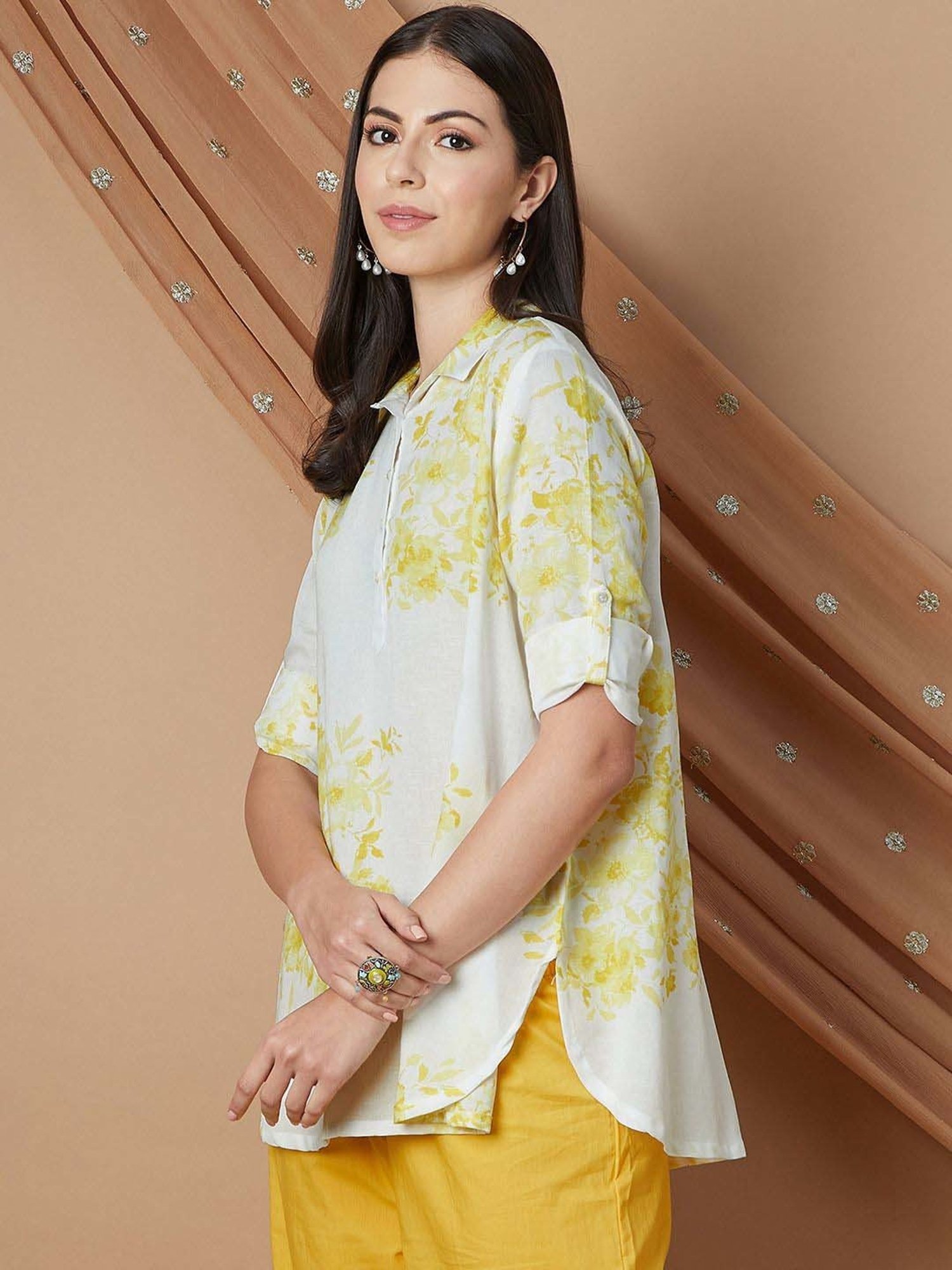 Melange by Lifestyle White & Yellow Printed Tunic