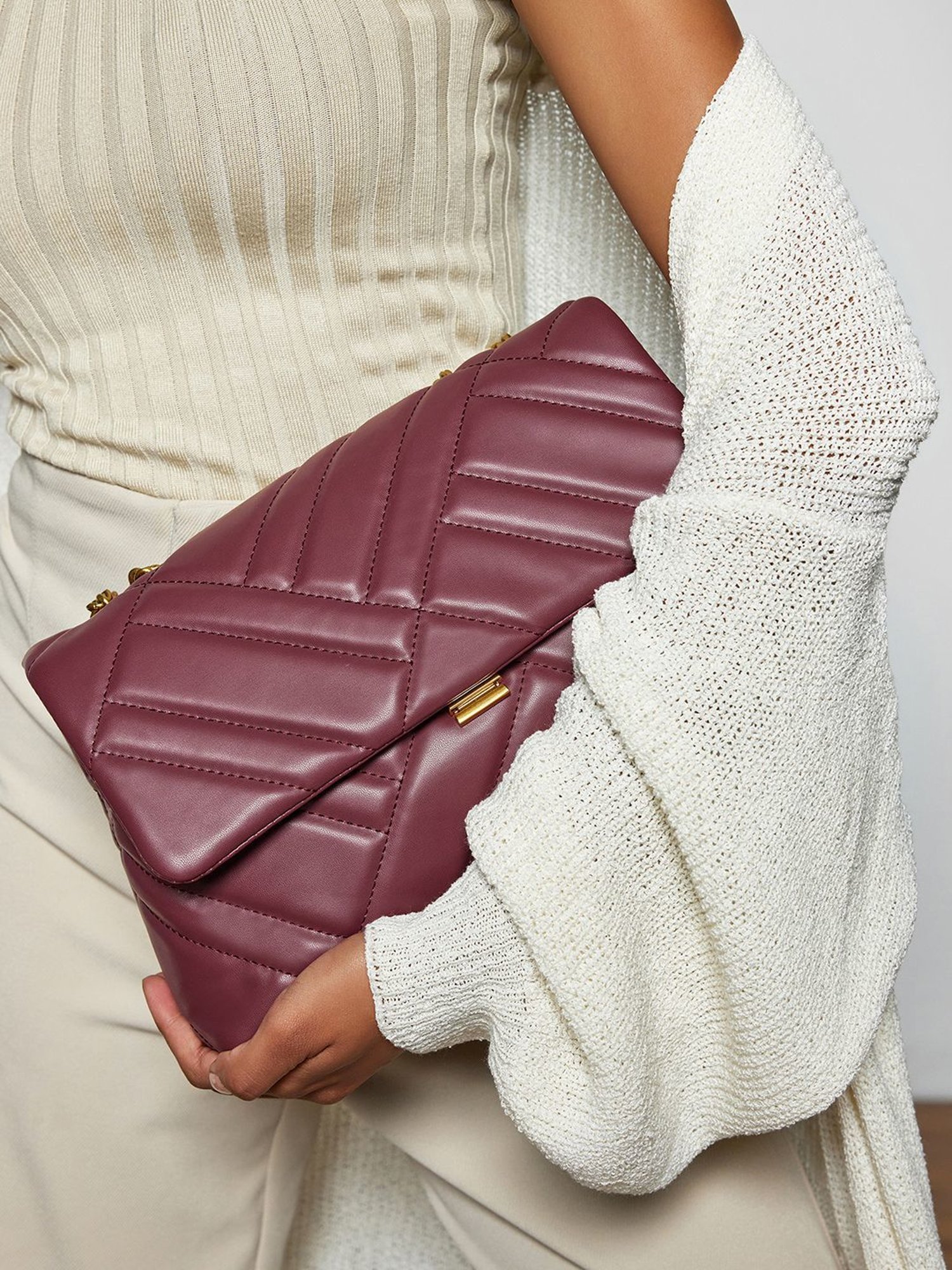 Miraggio Alicia Wine Medium Quilted Shoulder Bag