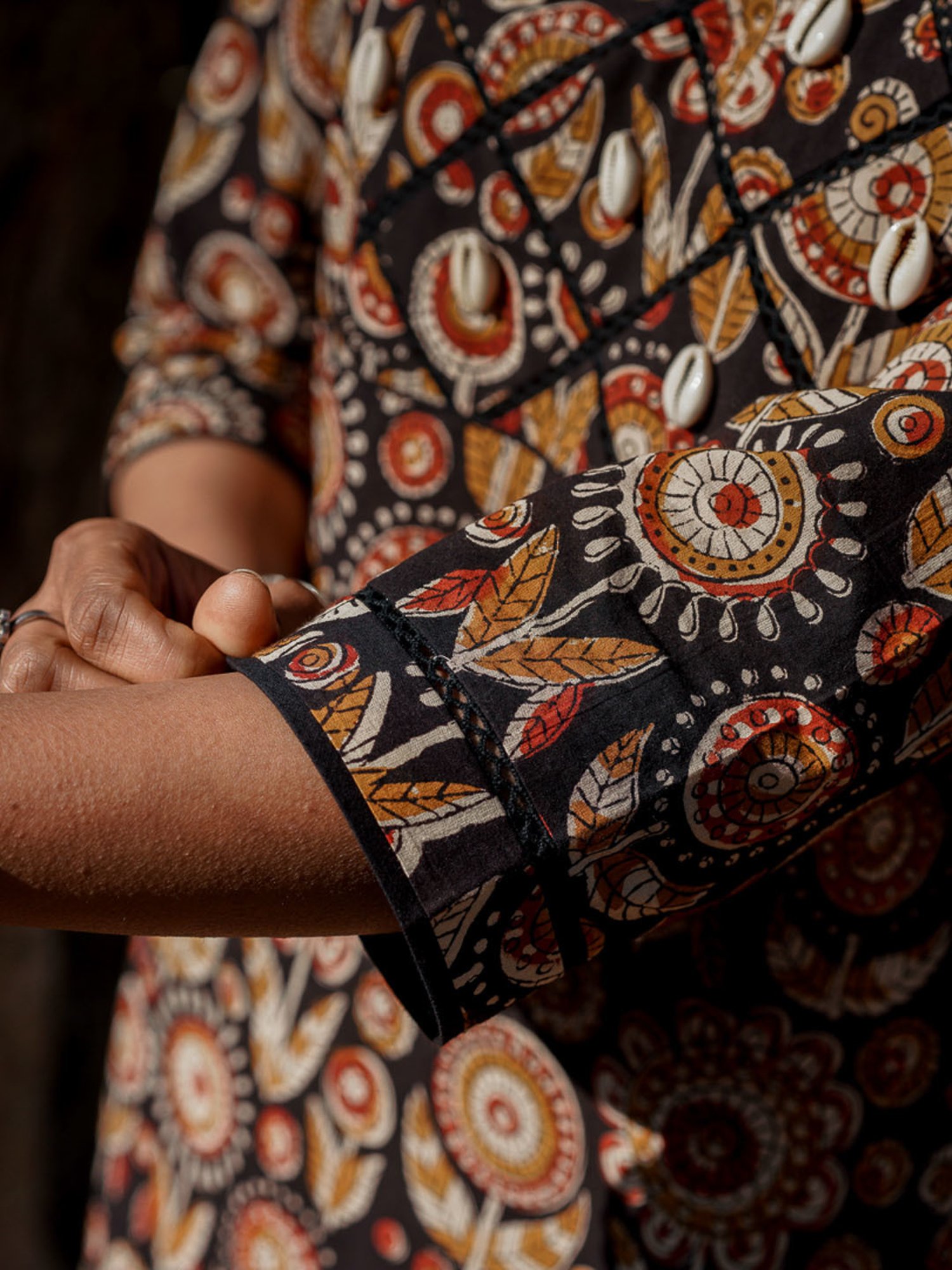 Akiso Black Block Printed Straight Kurta On Yoke And Straight Pants Set ( Set Of 2 )