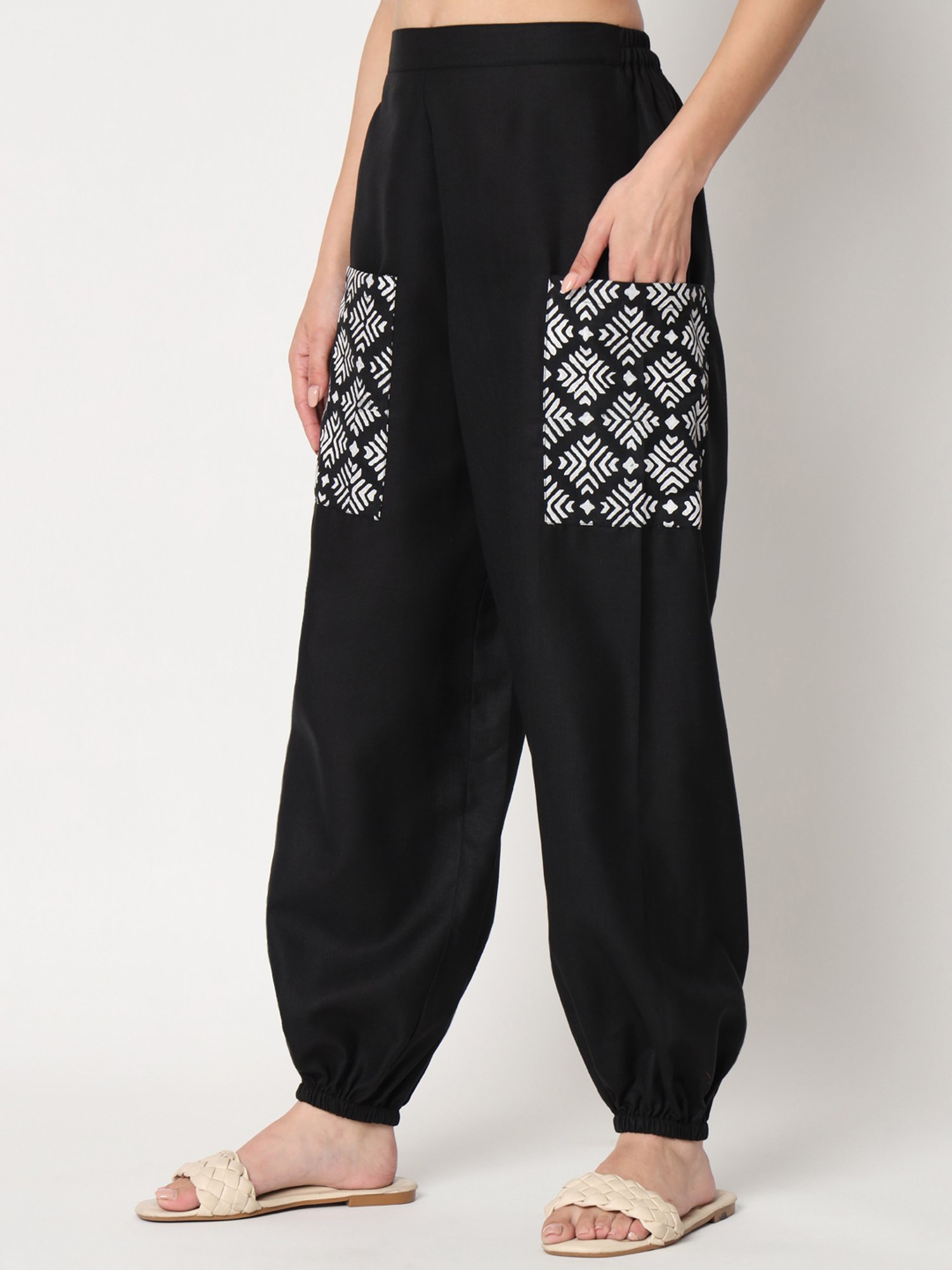 9rasa Black Cotton Hand Block Print Pants