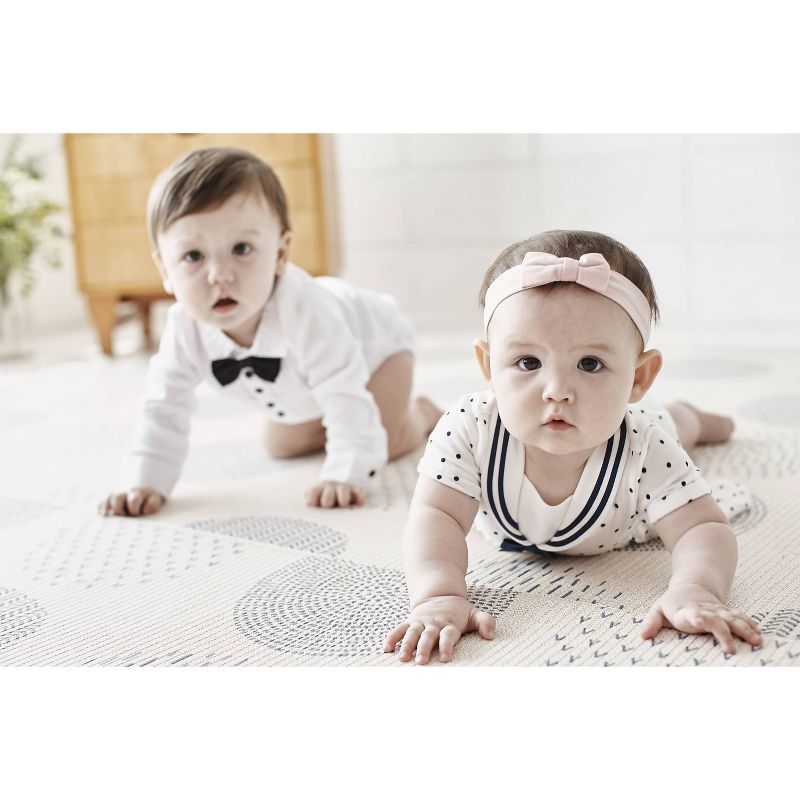 Toddleroo by North States Superyard Balloon Ride Play Mat