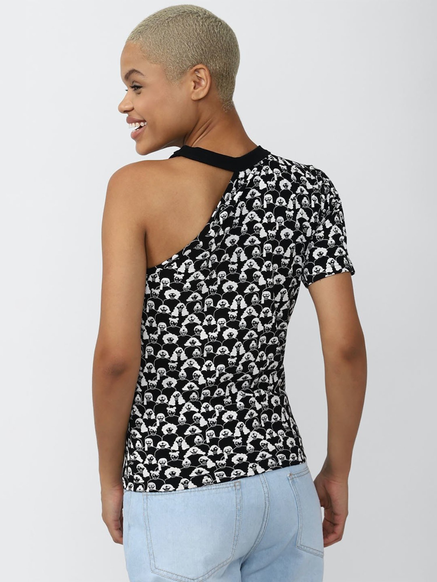 Forever 21 White & Black Printed Top