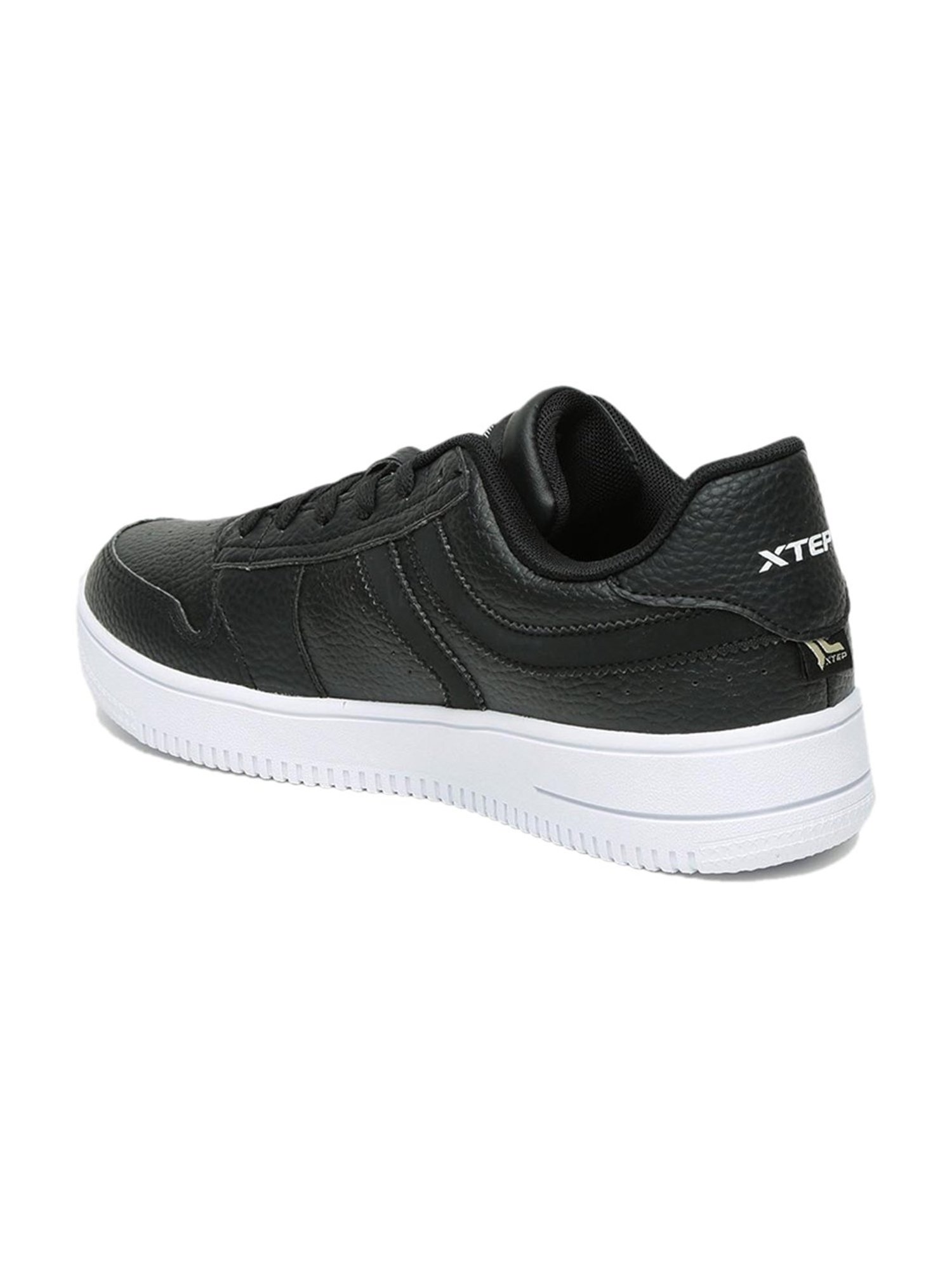 Xtep Women's Retro Black Skateboarding Shoes