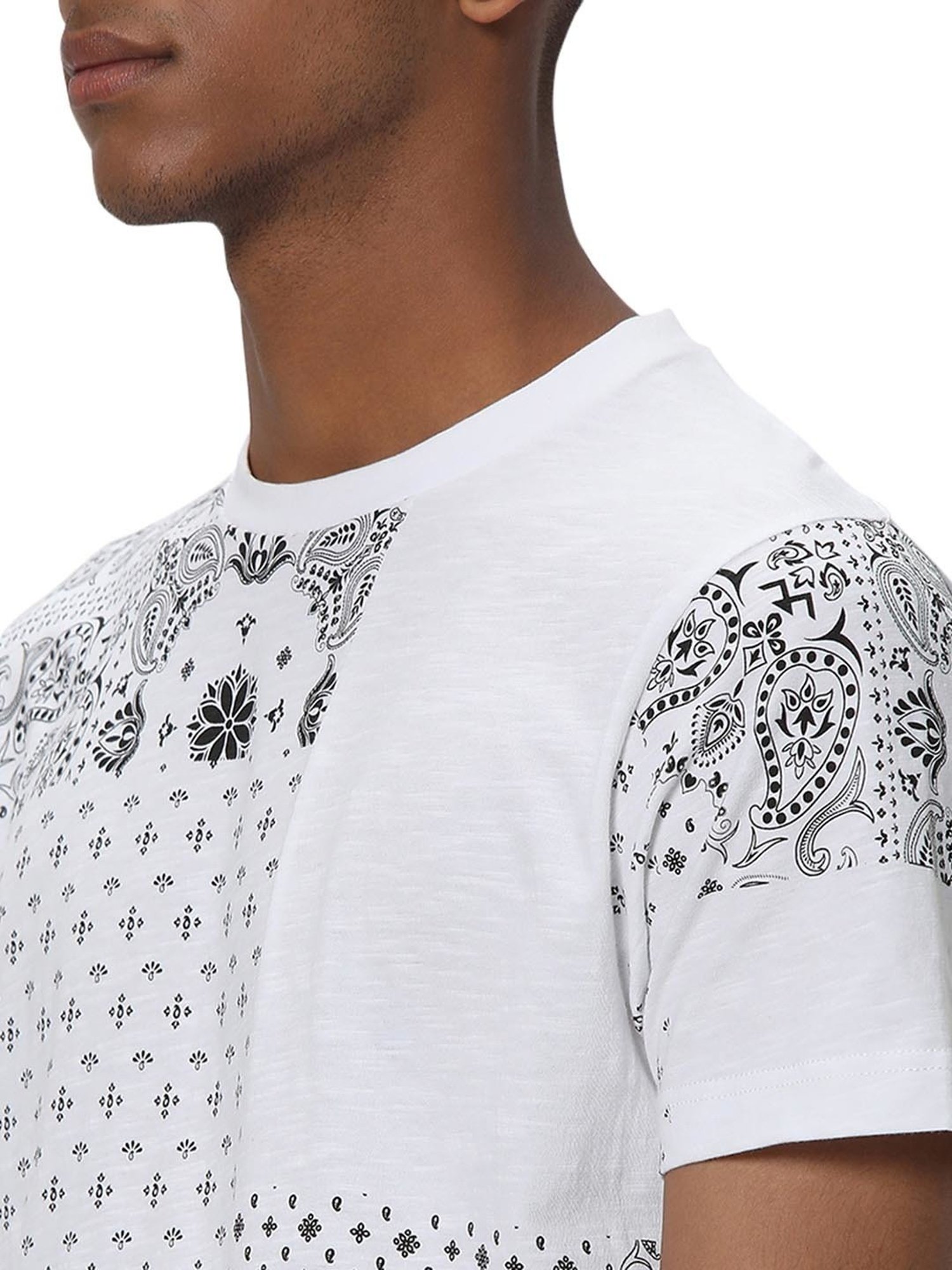 Mufti White Slim Fit Printed Cotton Crew T-Shirt