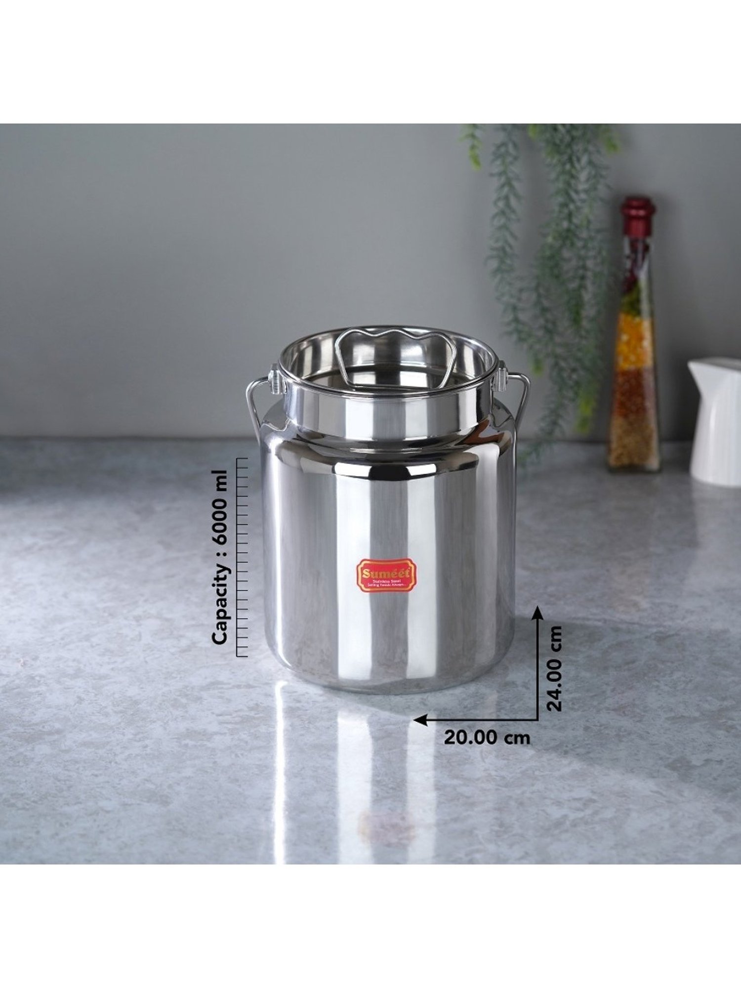 COLE & MASON White & Beige Ceramic Pourer - Set of 1