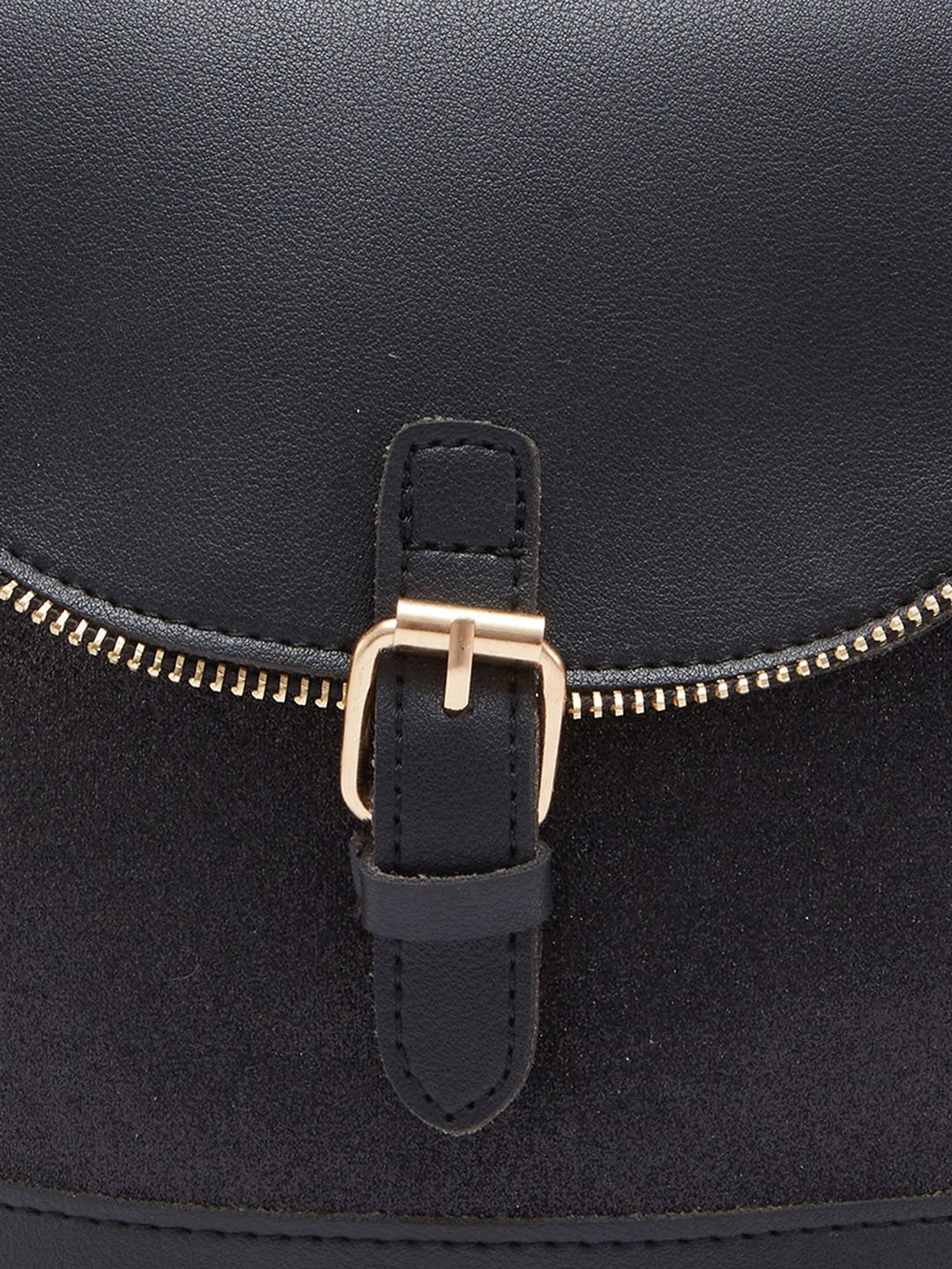 Globus Women Black Textured Vegan Leather Backpack