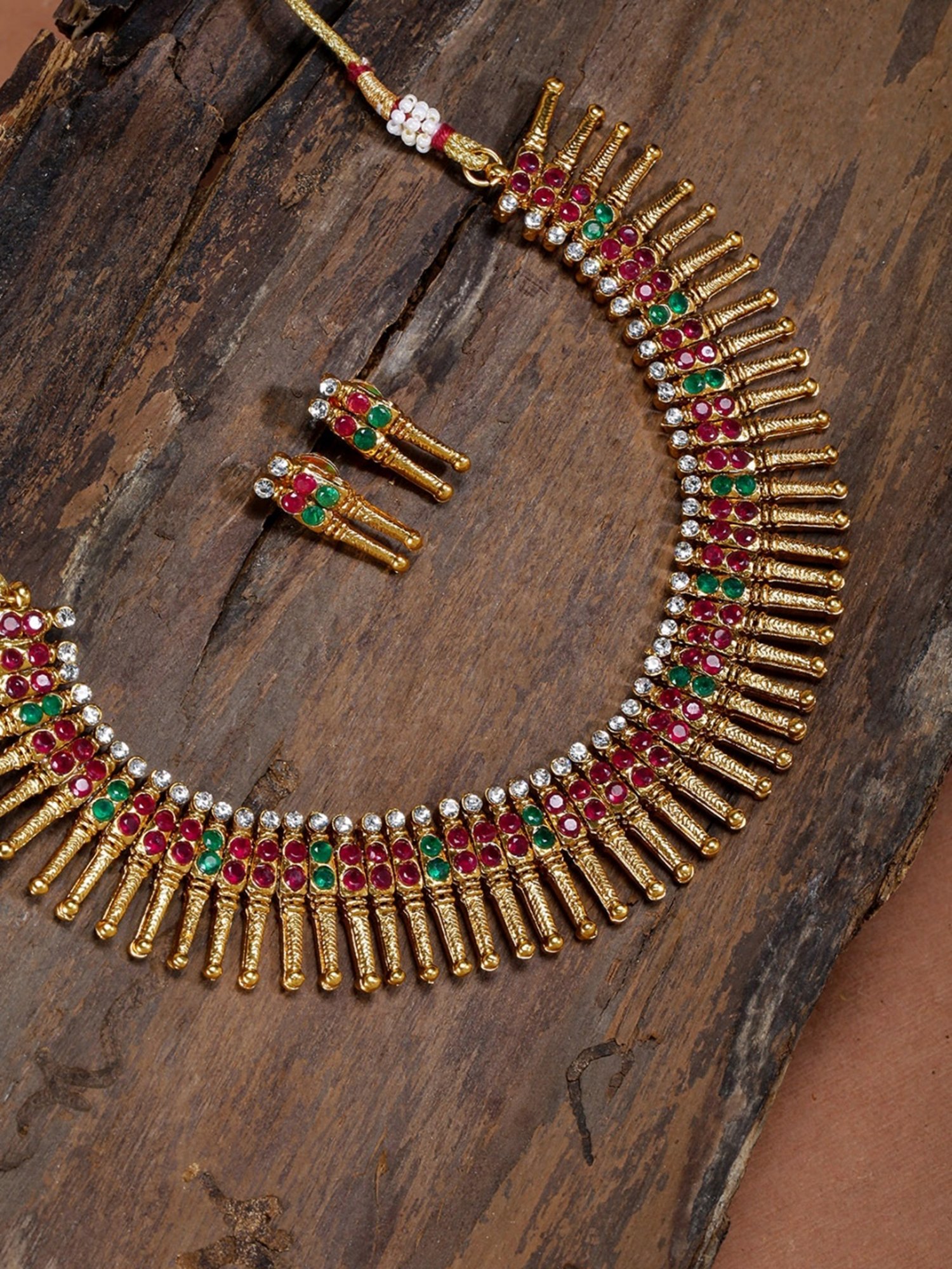 Sri Jagdamba Pearls White Alloy Classic Necklace & Earring Set