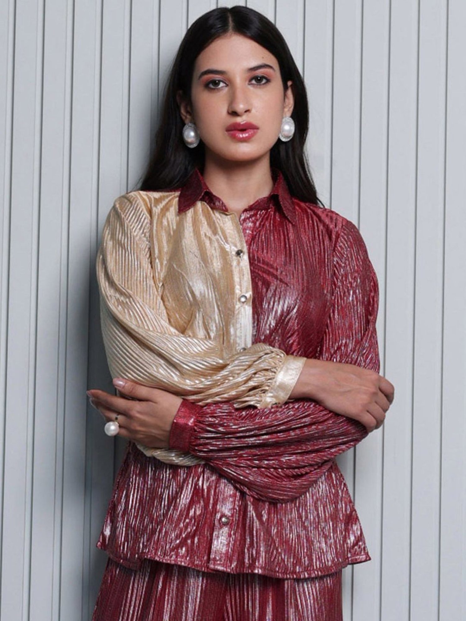 BInfinite Metallic Gold Garnet Pleated Shirt
