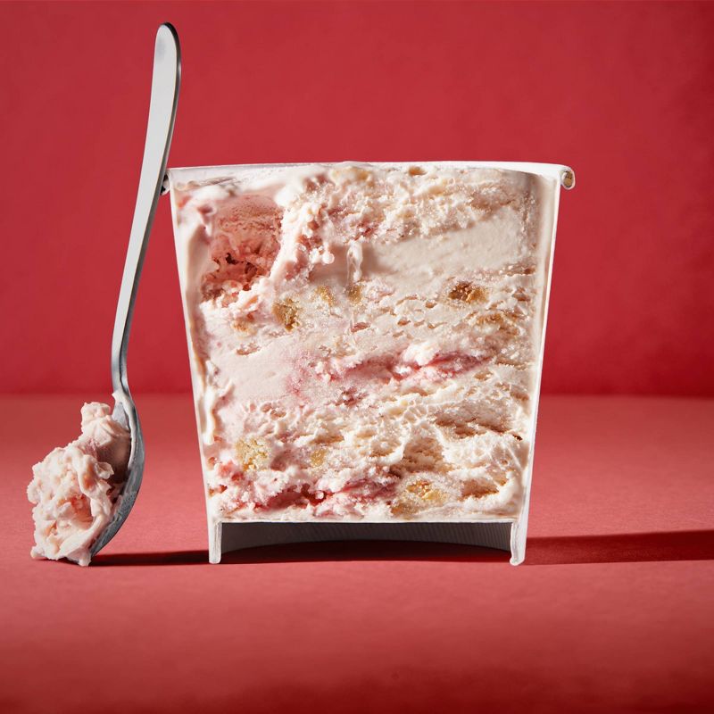 Kemps  Frozen Yogurt Twisted Dough Smooth & Creamy - 48oz