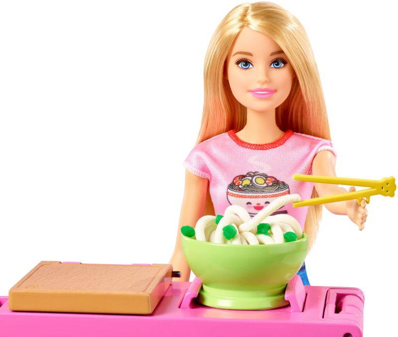 Mattel Toys,  Barbie Noodle Maker Playset