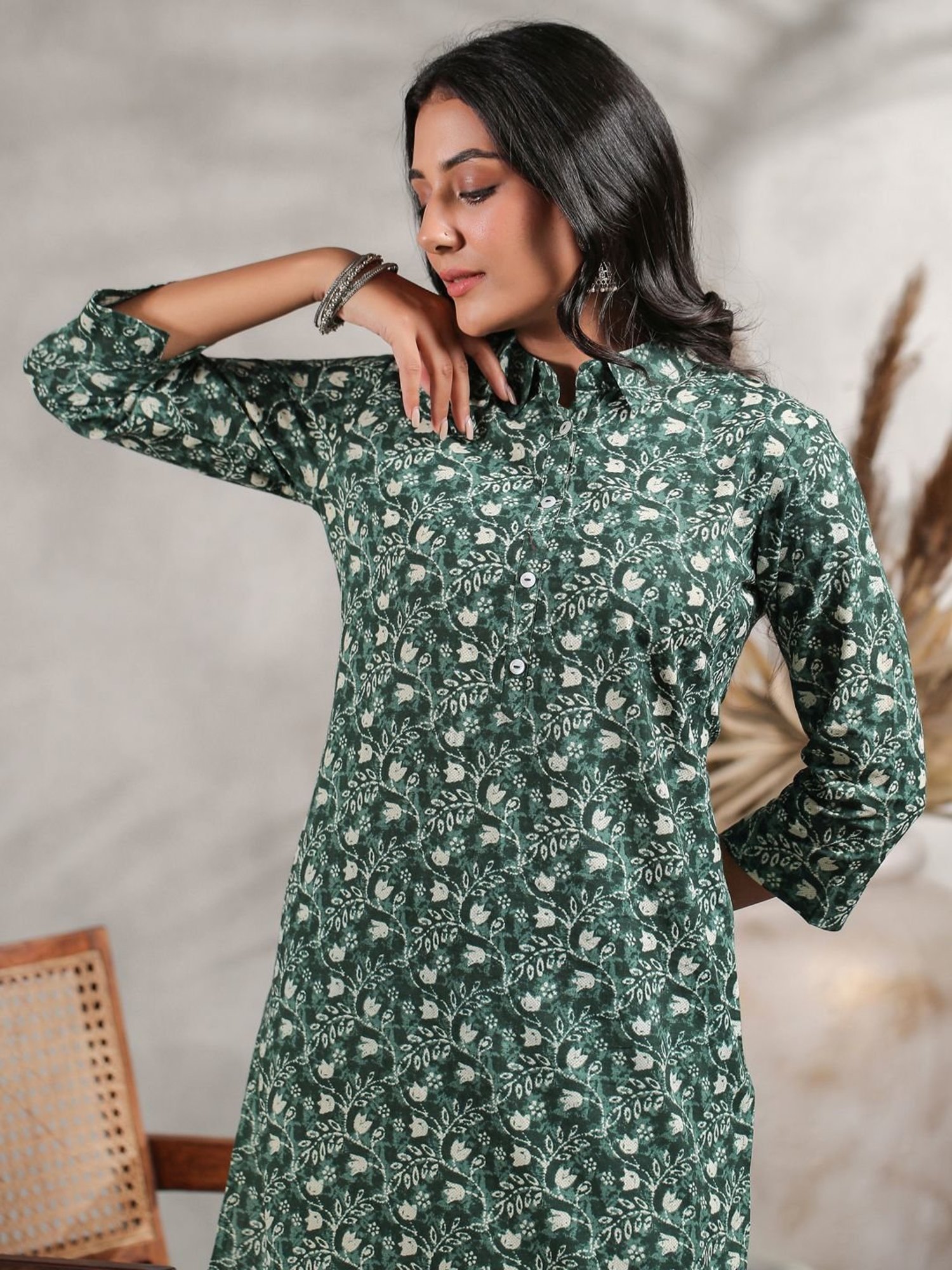 Anubhutee Green Cotton Floral Print Kurta Pant Set