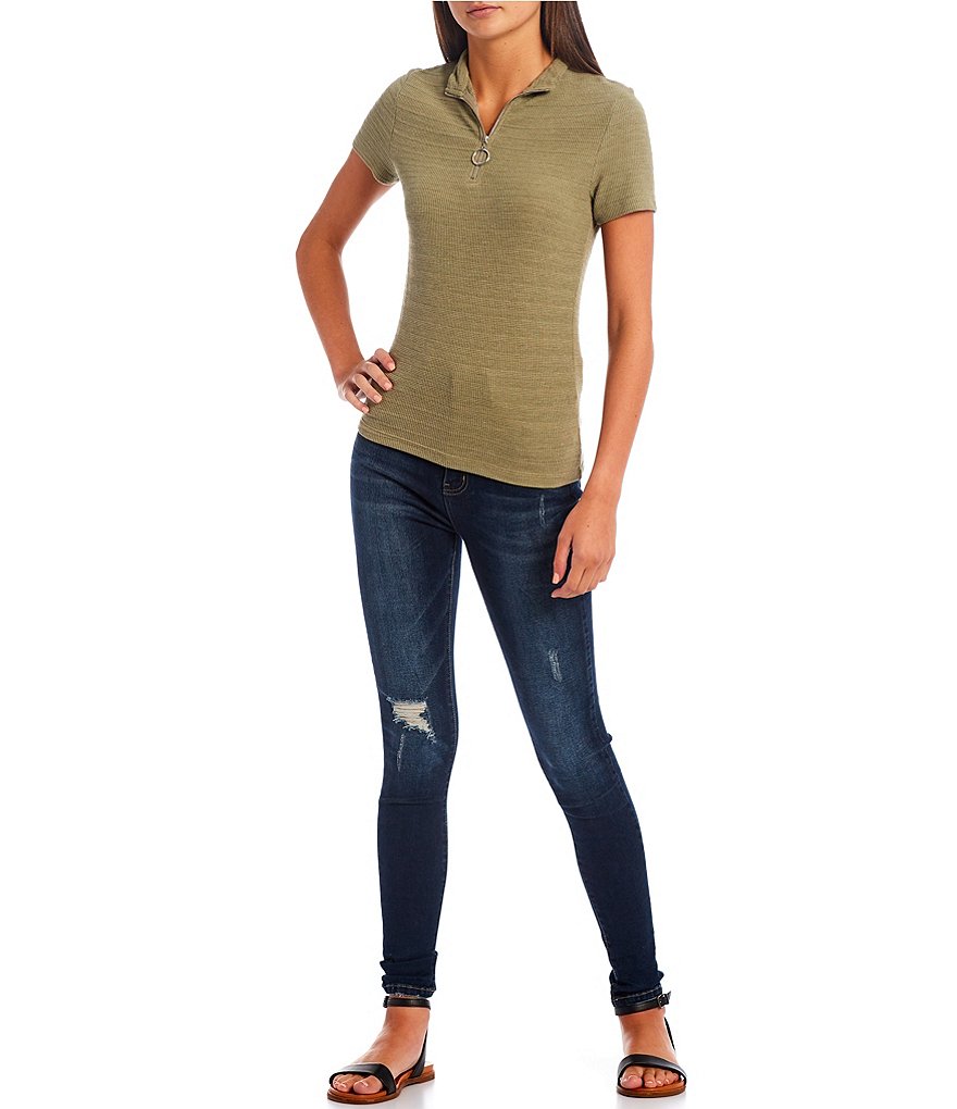 Good Luck Gem Short-Sleeve Mockneck Half-Zip Top