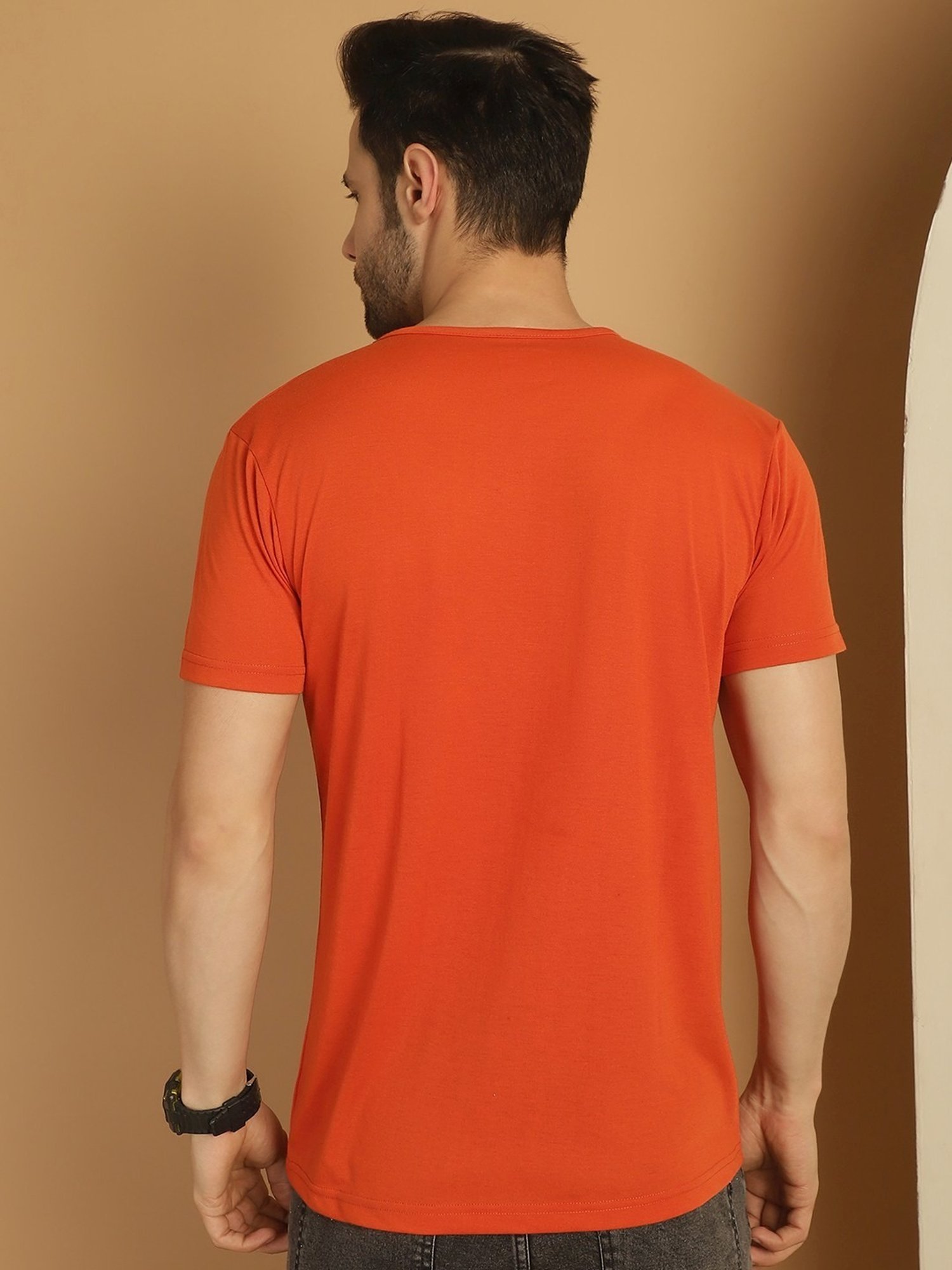 Vimal Jonney Blue & Orange Regular Fit T-Shirt
