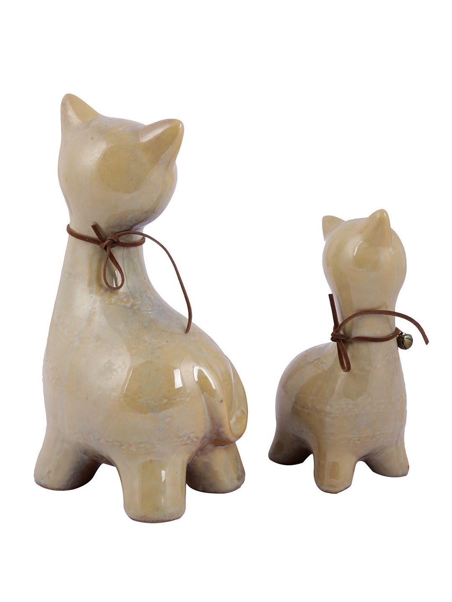 Tayhaa Beige ceramic Pair of Cute Cats with Bell on Neck