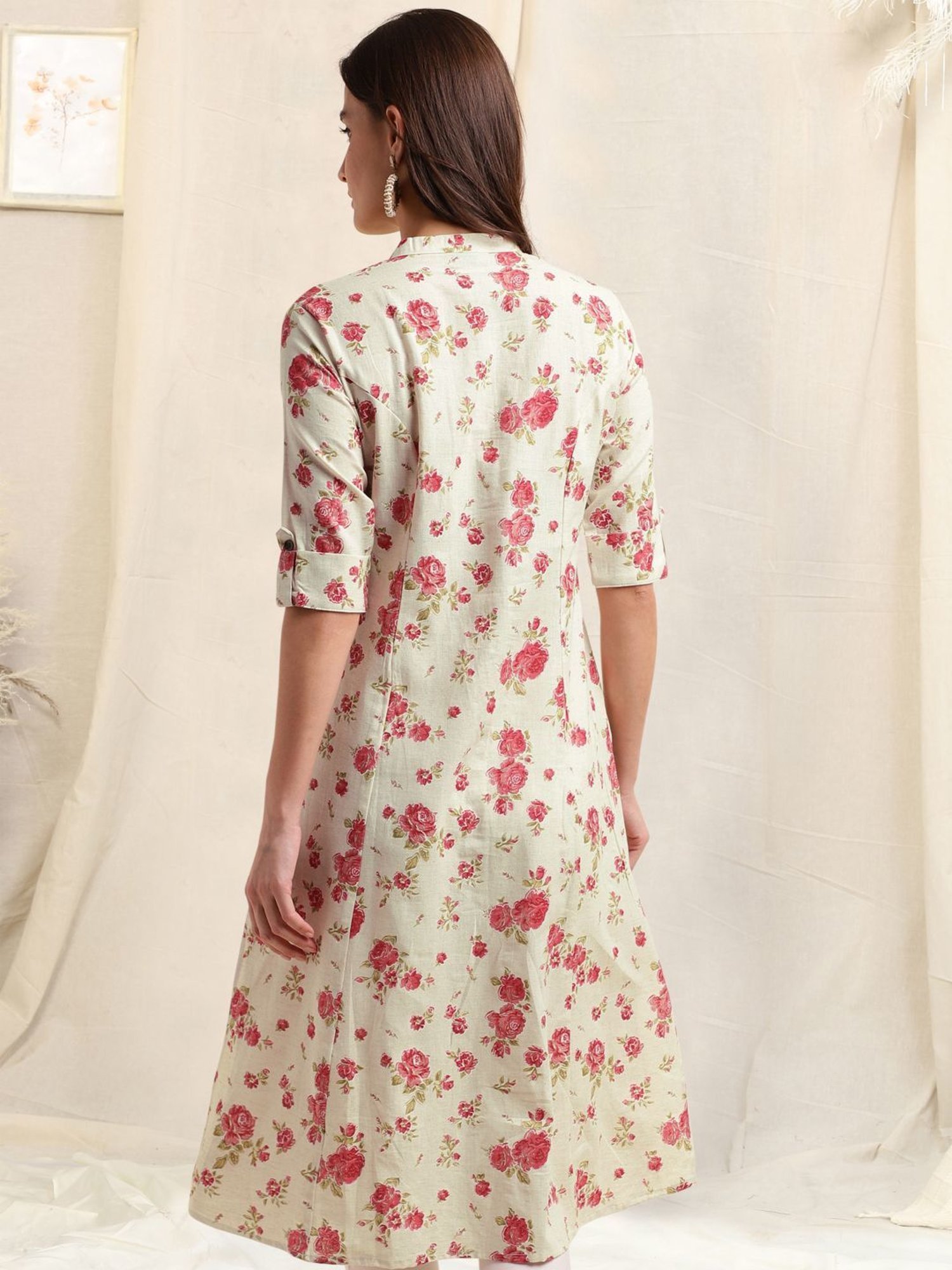 MIRCHI FASHION Beige Cotton Floral Print Straight Kurta