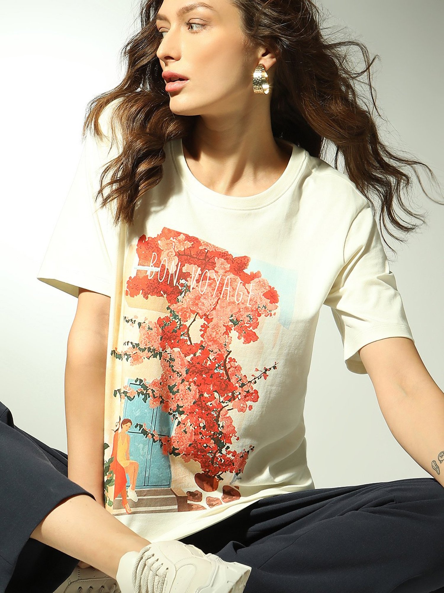 Vero Moda White & Red Cotton Floral Print T-Shirt