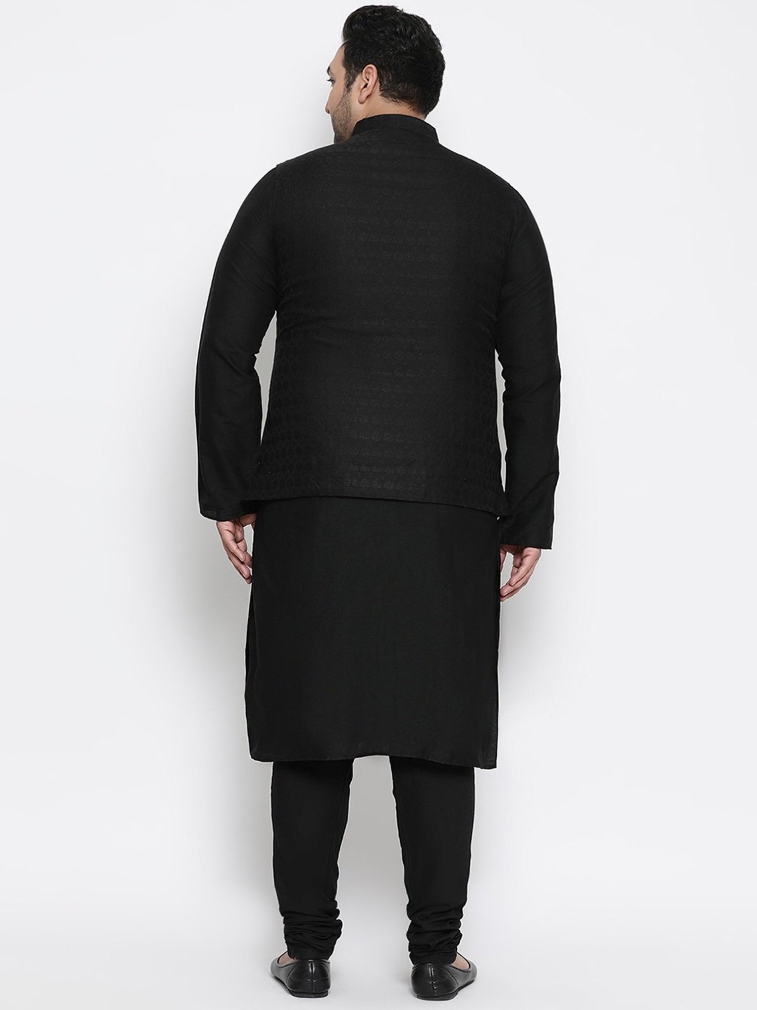 KISAH PLUS Black Regular Fit Jacquard Kurta Set With Jacket