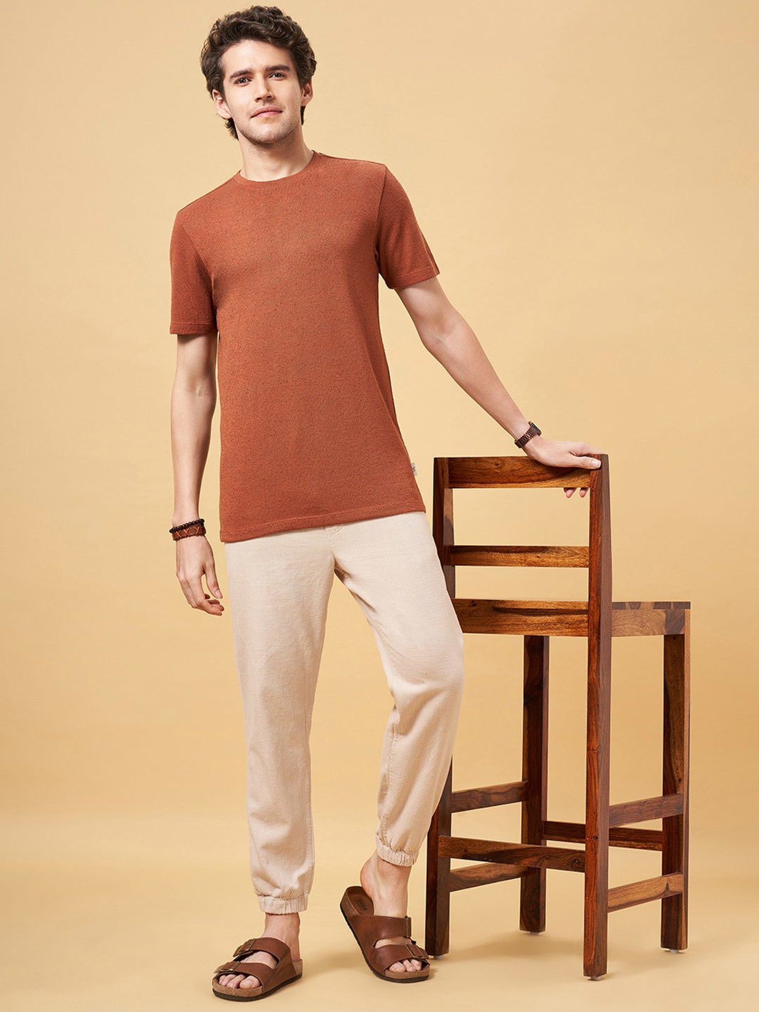 7 Alt by Pantaloons Rust Slim Fit Crew T-Shirt