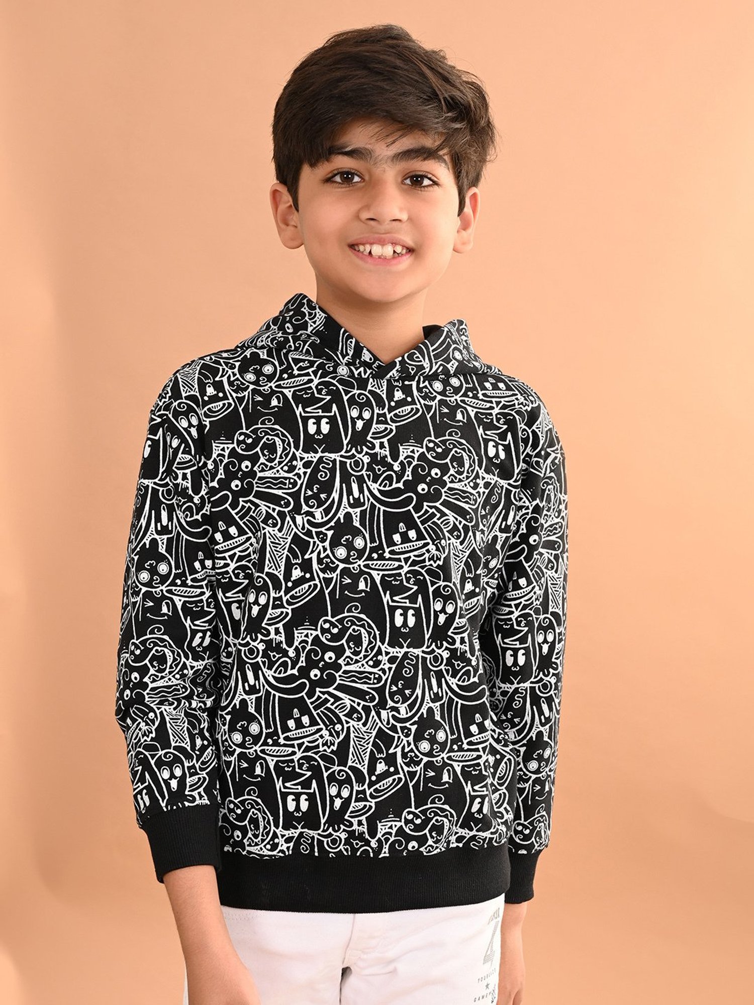 LilPicks Kids Black Printed Full Sleeves Sweatshirt