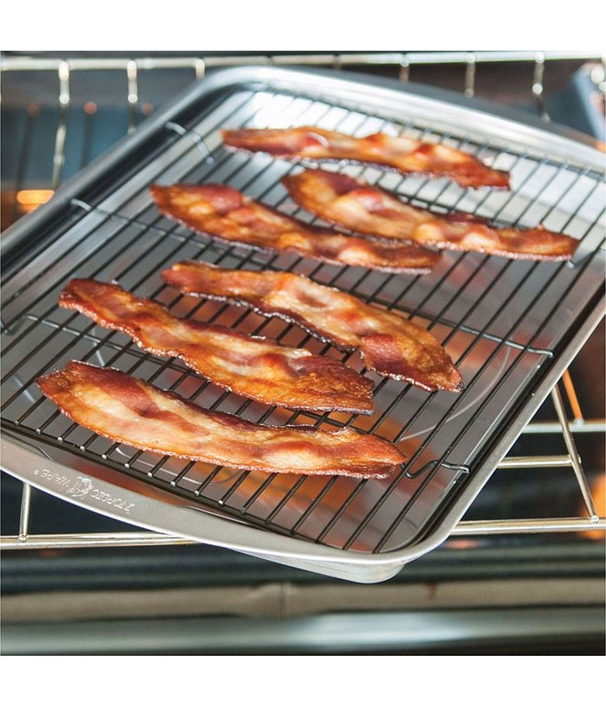 Nordic Ware Oven Crisp Baking Tray