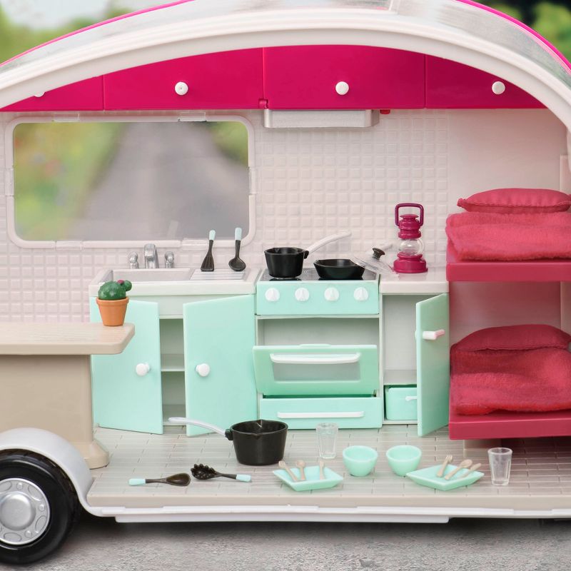 Lori - Camper Playset for 6" Mini Dolls - Roller Glamper