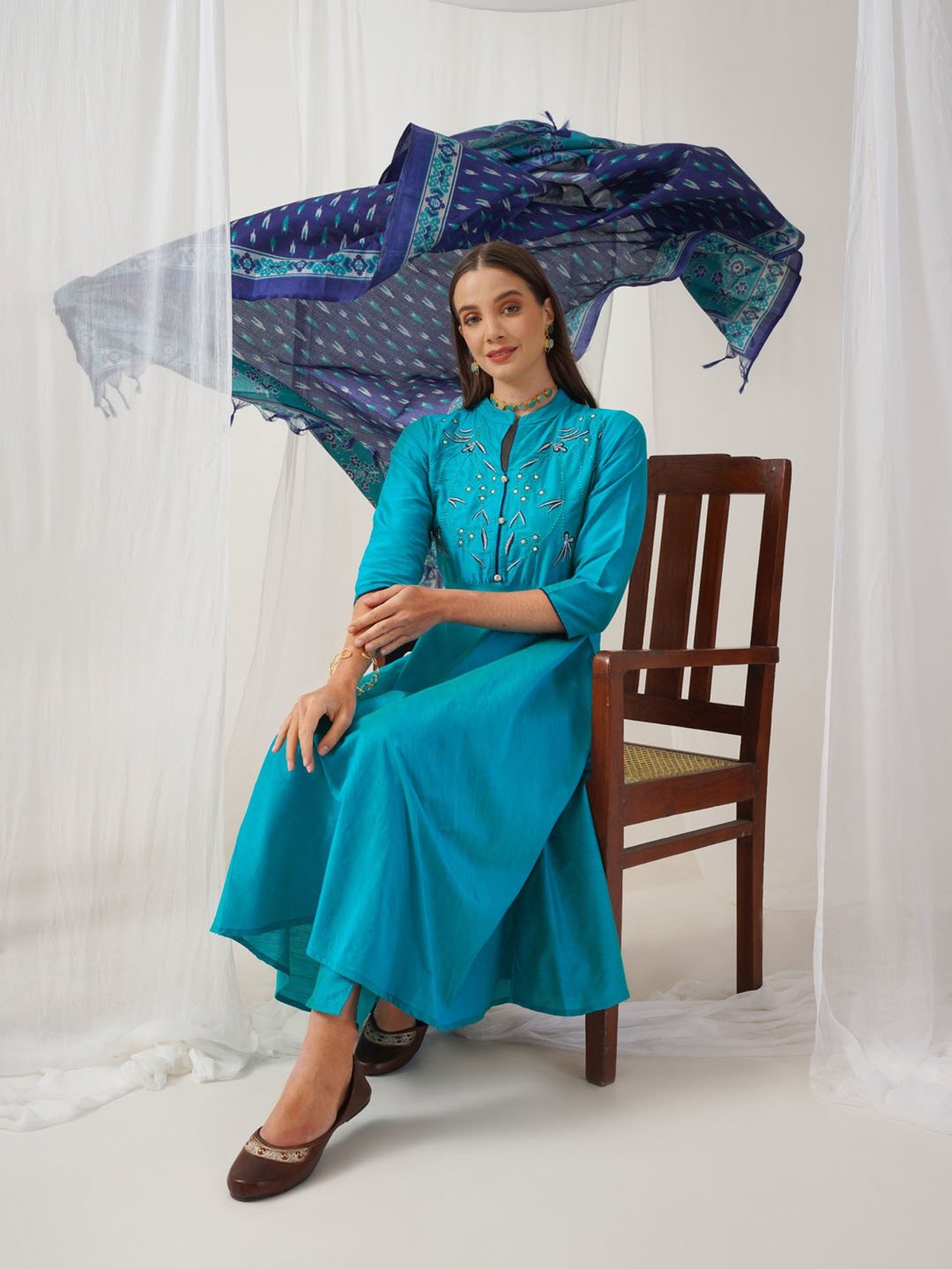 Jompers Blue Embroidered Kurta With Pant & Dupatta