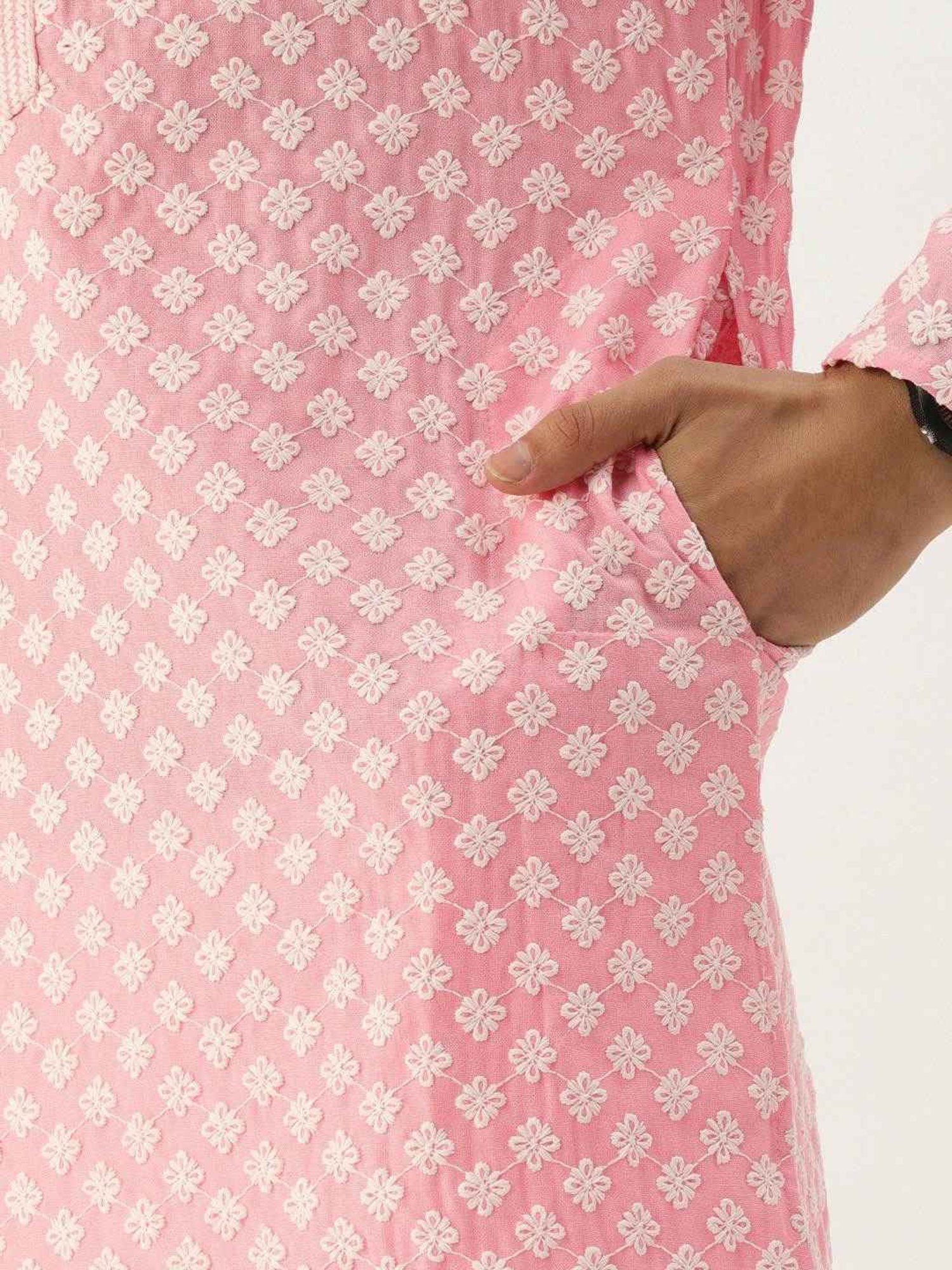 SWAGG INDIA Pink Cotton Regular Fit Embroidered Kurta