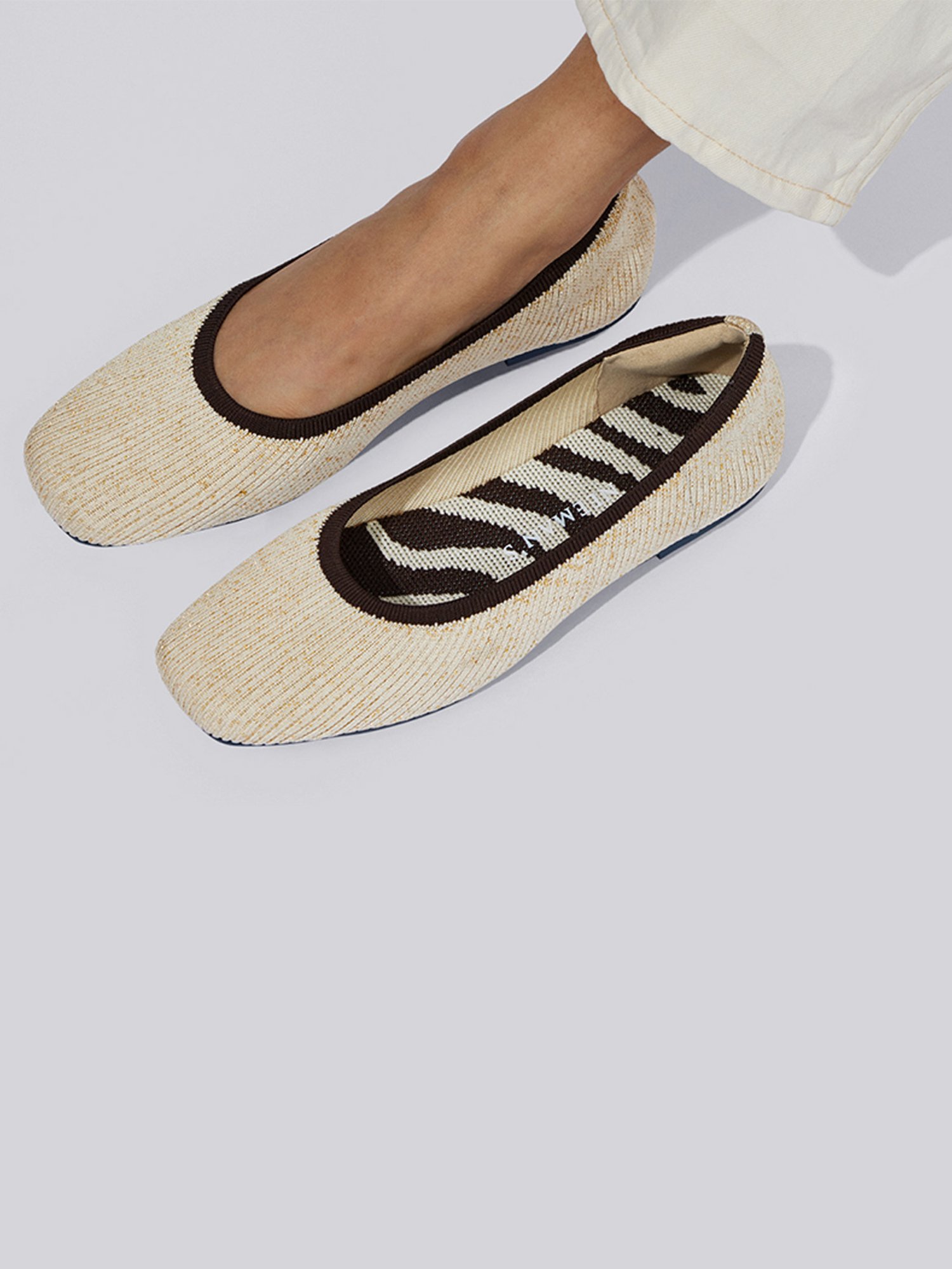 Neemans Women's Beige Flat Ballets