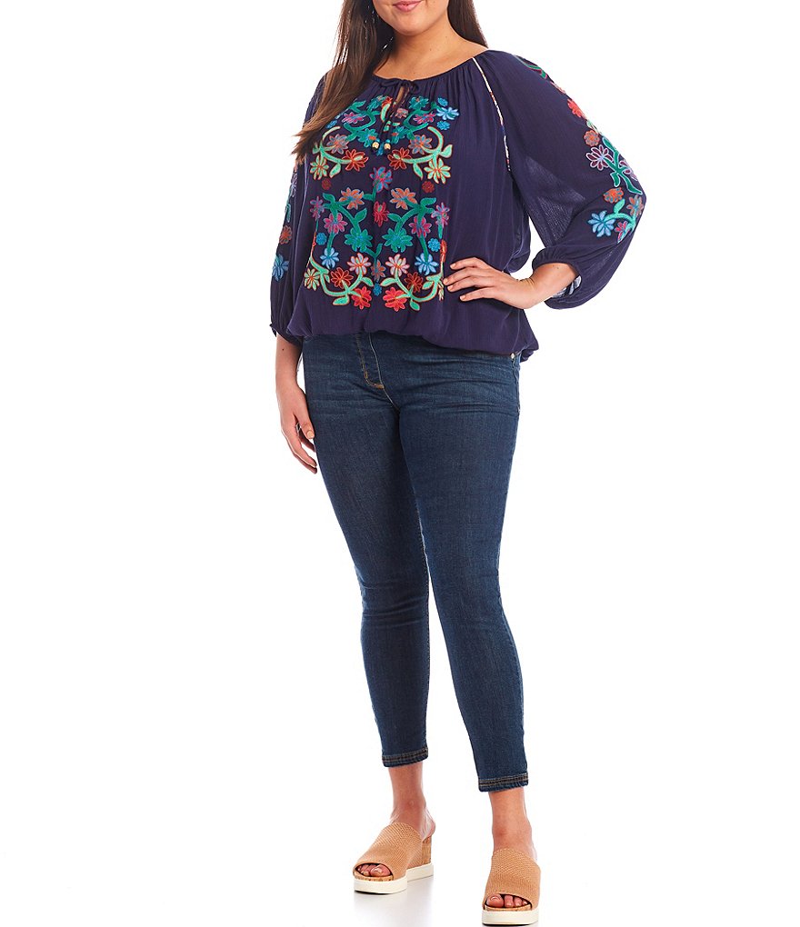 John Mark Plus Size Placed Floral Embroidered Tie Round Neck 3/4 Sleeve Peasant Top