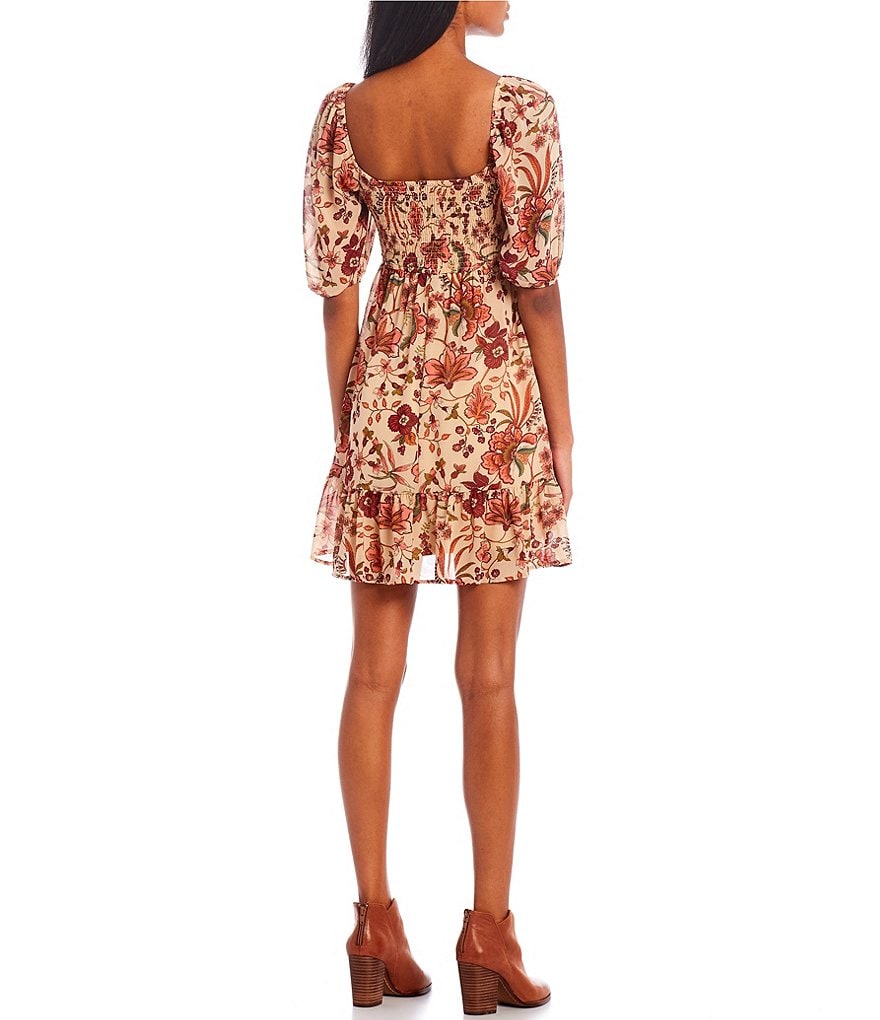 Evolutionary Short Sleeve Print Smocked Dress