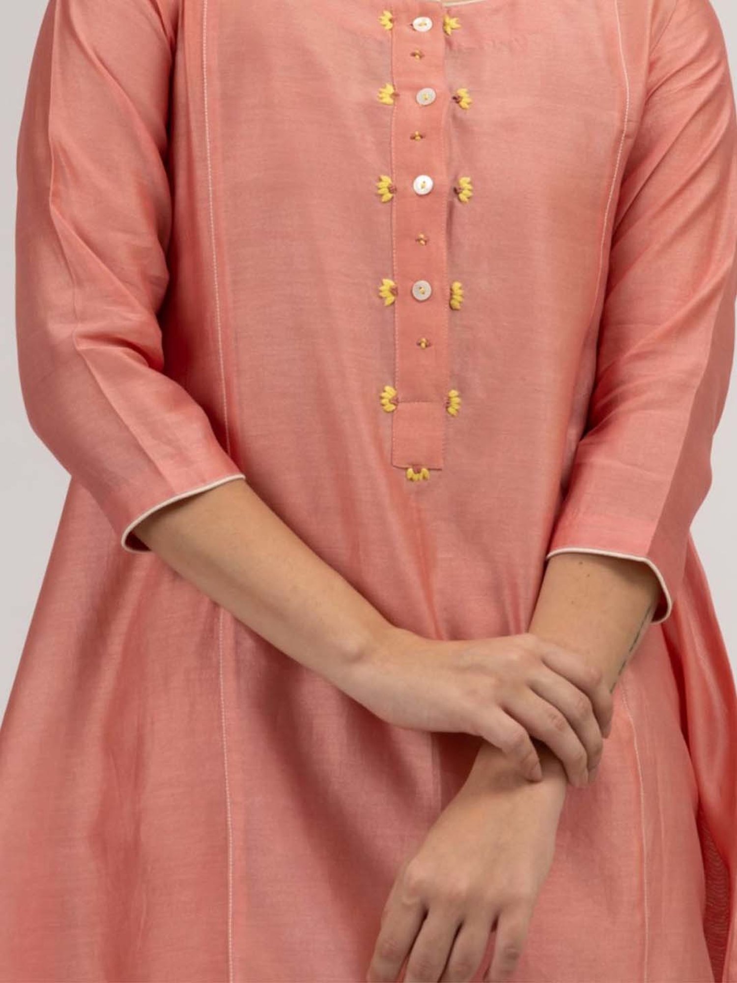 Mushio Pink Nina Hand Embroiderd Chanderi Silk Kurta With Slip