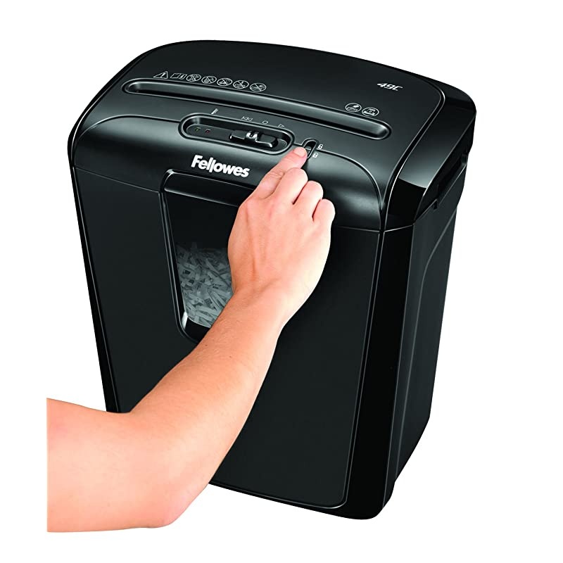 Powershred 49C 8Sheet CrossCut Paper and Credit Card Shredder 4605801 Black