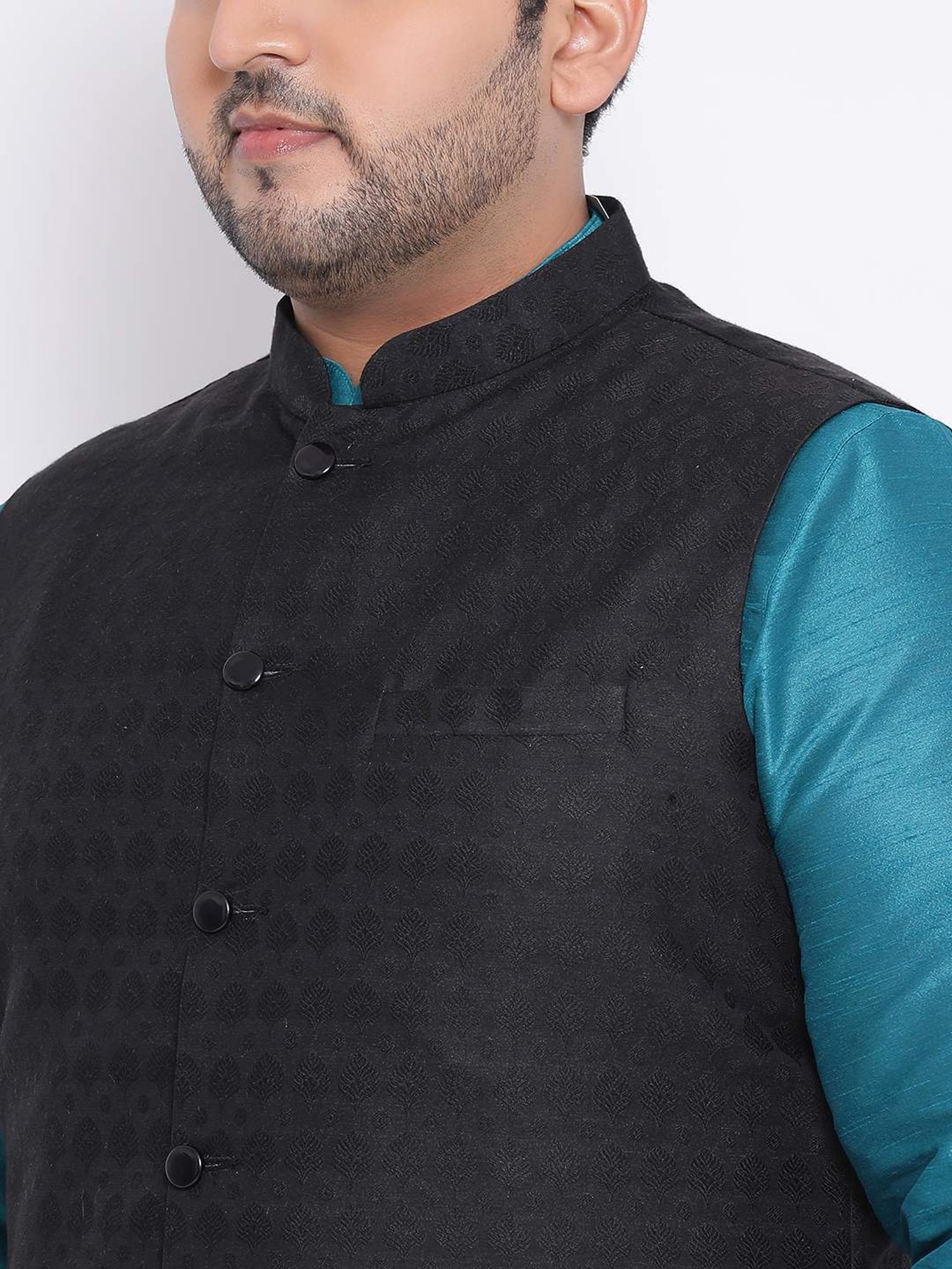 KISAH PLUS Black Regular Fit Jacquard Kurta Set With Jacket