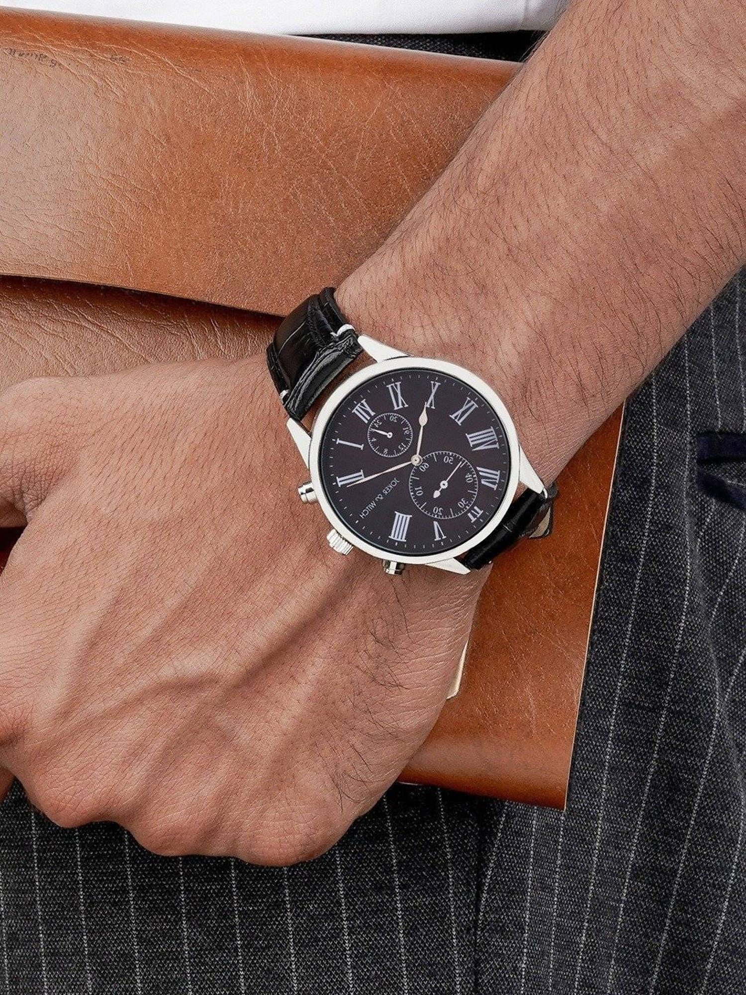 Joker & WItch AMWW716 Analog Watch for Men