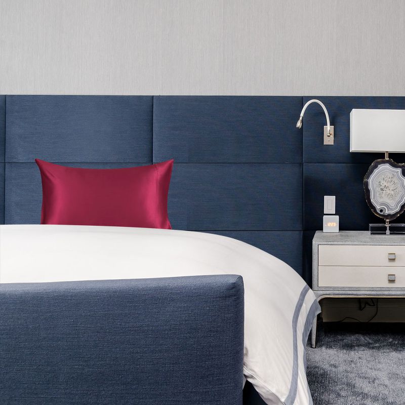 1 Pc 20&rdquo; x 30" Silk for Facial Beauty and Hair Pillow Case Black - PiccoCasa