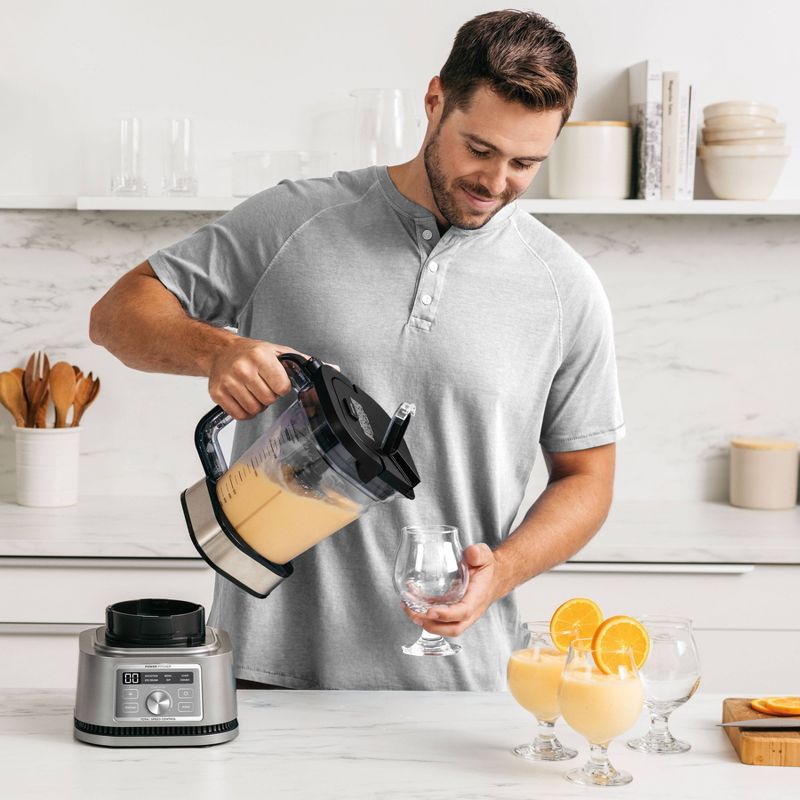 BlendTec Designer 650 Blender