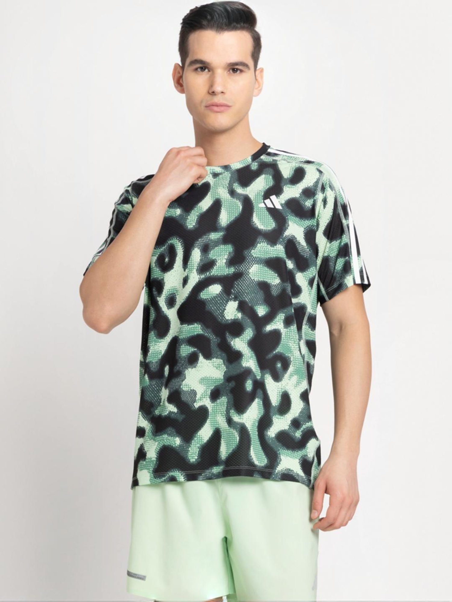 Columbia Black Regular Fit Sports T-Shirt