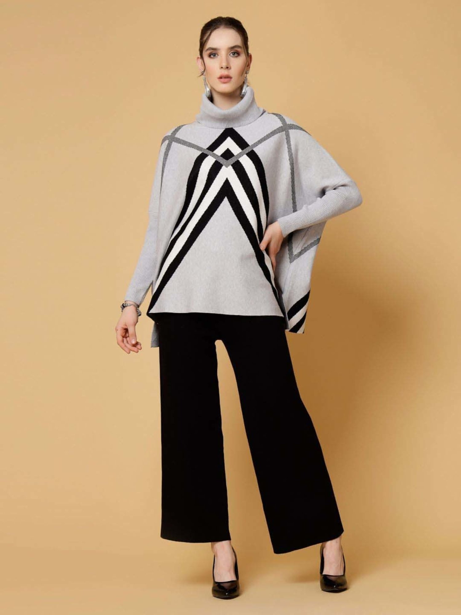 Mafadeny Grey & Black Printed Top Pants Set