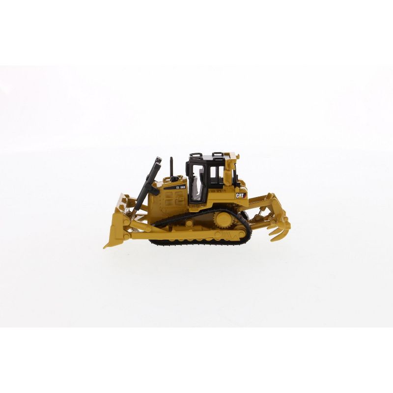 Diecast Masters 1:64 CAT Small Die Cast   Track type Tractor, Yellow