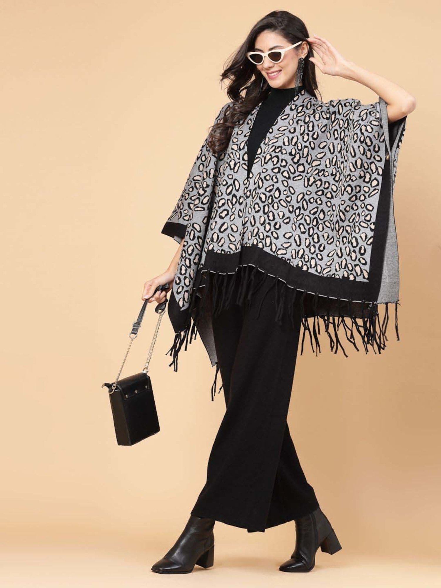 Mafadeny Grey & Black Printed Top Pants Set With Shrug