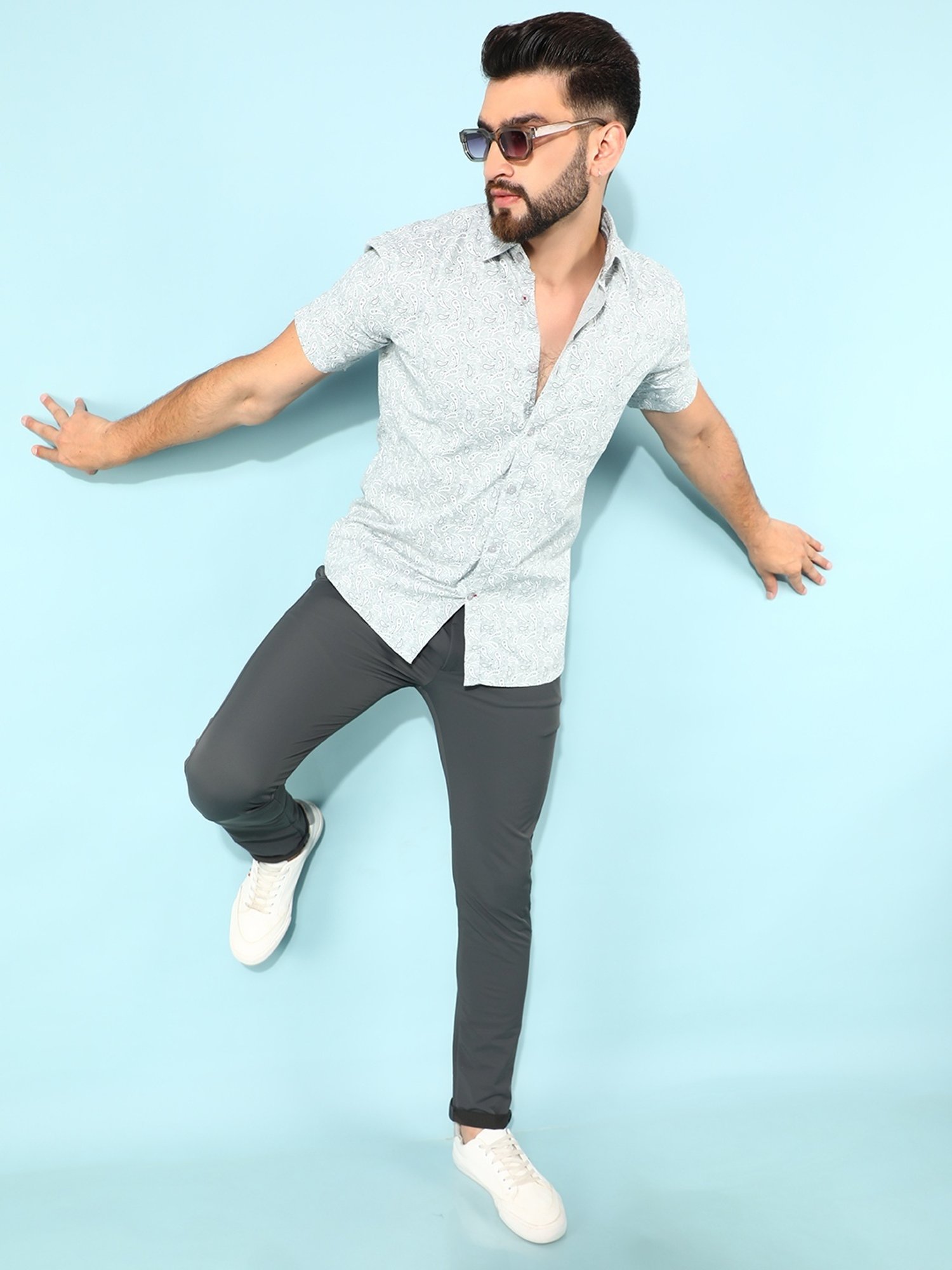 Crimsoune Club Grey Cotton Slim Fit Printed Shirt