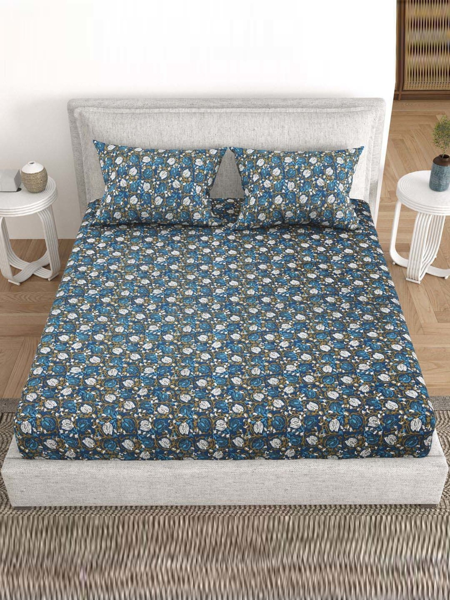 BELLA CASA Indus Collection Blue Cotton 200 TC King Bedsheet with 2 Pillow Covers