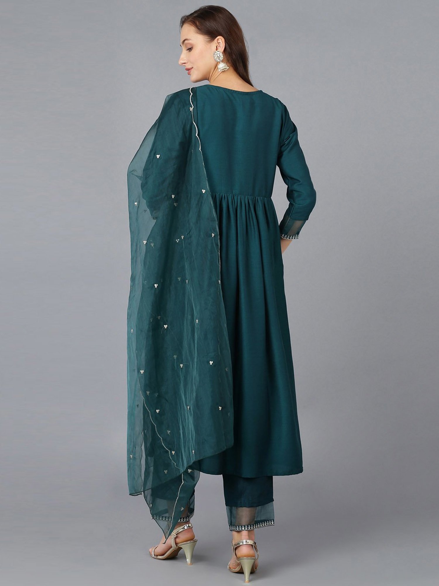 Vaamsi Teal Green Embroidered Kurta Pant Set With Dupatta