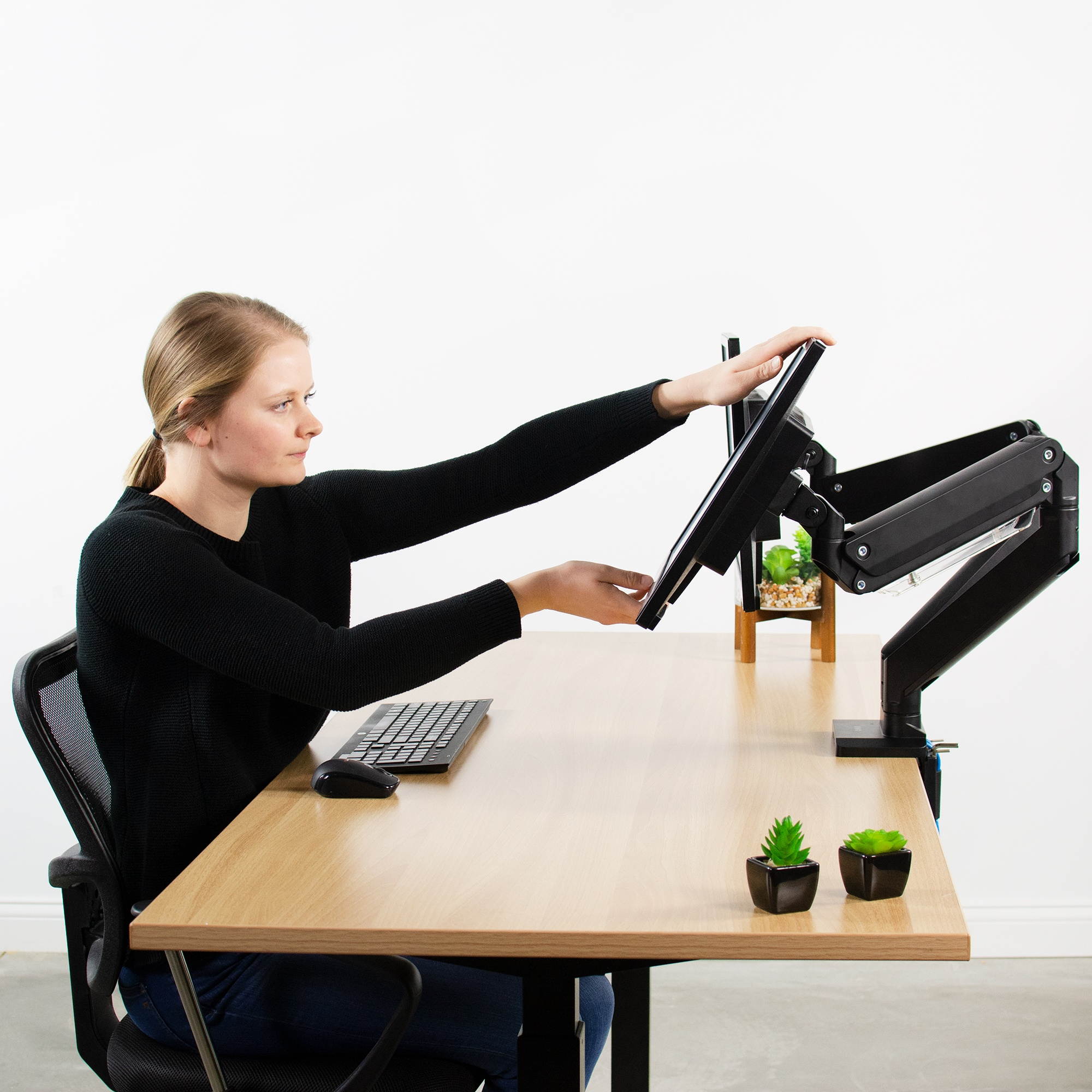 VIVO Dual Monitor Counterbalance Desk Mount Stand w/ USB & Multi Media Ports | Fits Screens up to 32" (STAND-V102G2U)