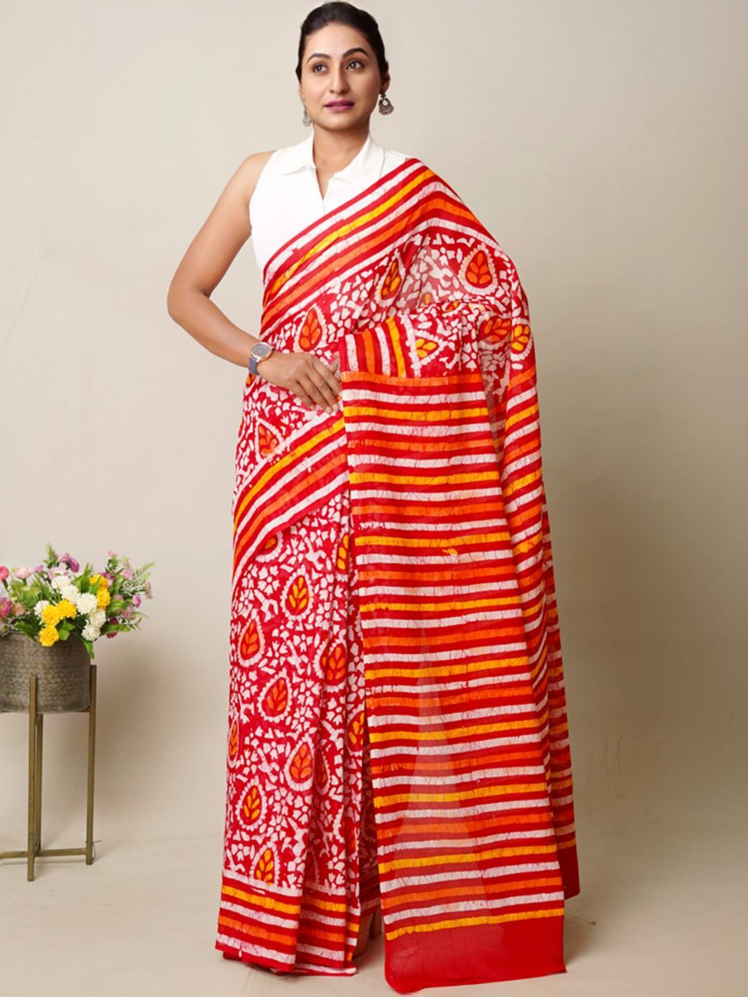 Unnati Silks Red Cotton Printed Saree With Unstitched Blouse