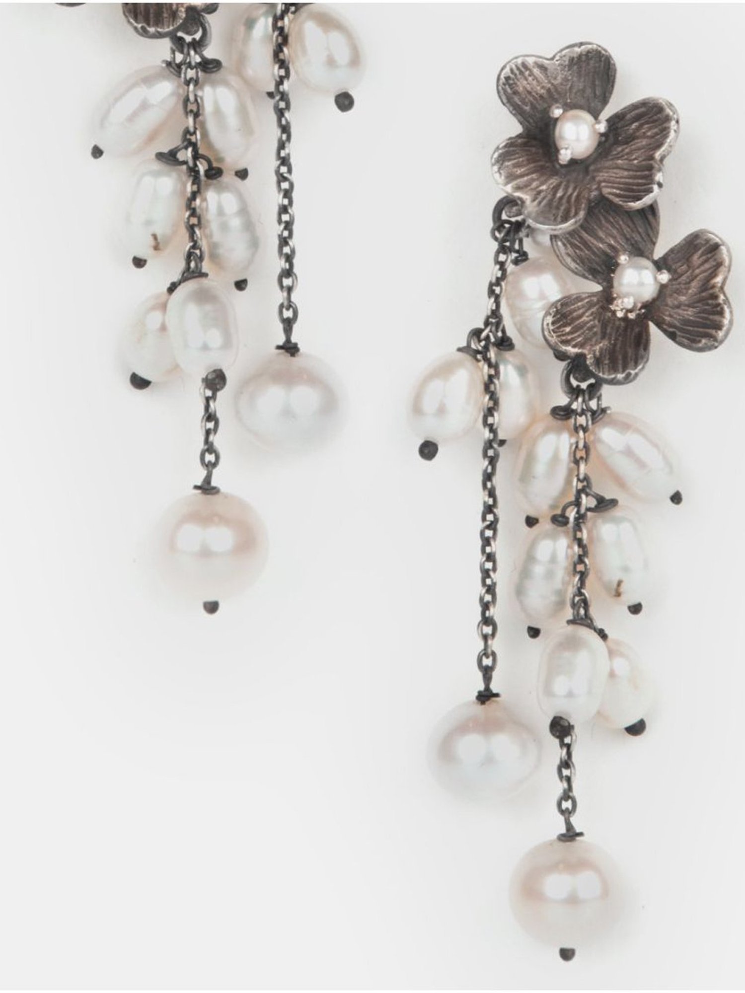 Shaya 92.5 Sterling Silver Oxidized Joan C Earrings for Women